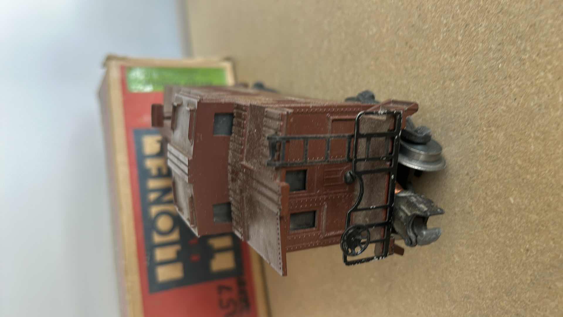 Photo 1 of VINTAGE LIONEL POSTWAR NO. 2357 SOUTHERN PACIFIC (SP) CABOOSE IN TUSCAN BROWN.