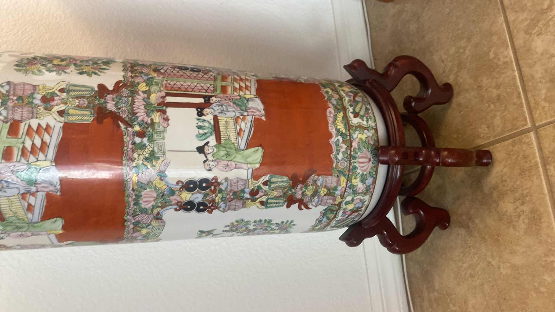 Photo 1 of VINTAGE CHINESE PORCELAIN CHINOISERIE STYLE VASE WITH STAND, VASE 9 1/2“ X 24“