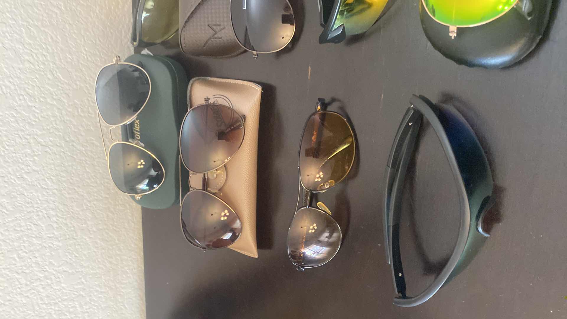 Photo 1 of SUNGLASSES (12)