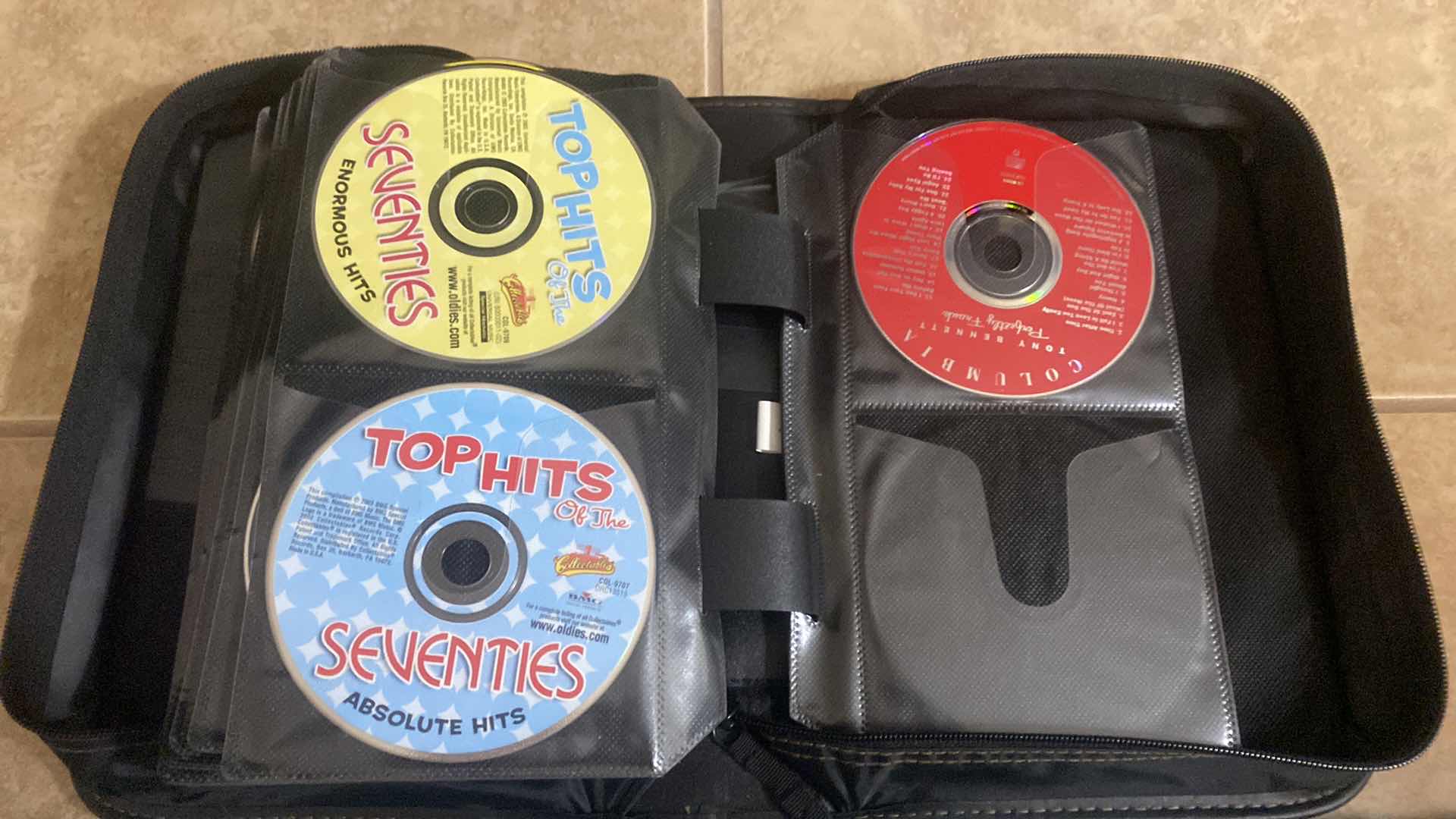 Photo 1 of CASE LOGIC CD WITH ASSORTED CDS