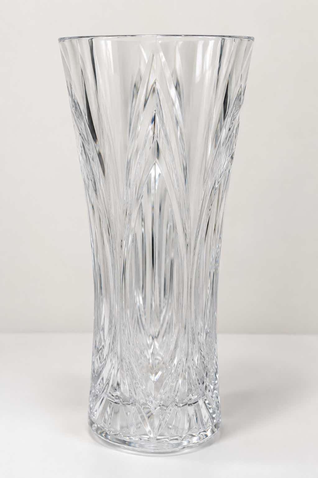 Photo 1 of CRISTAL D’ARQUES-DURAND “CHATELET” 24% LEAD CRYSTAL VASE MADE IN FRANCE, H11.75”