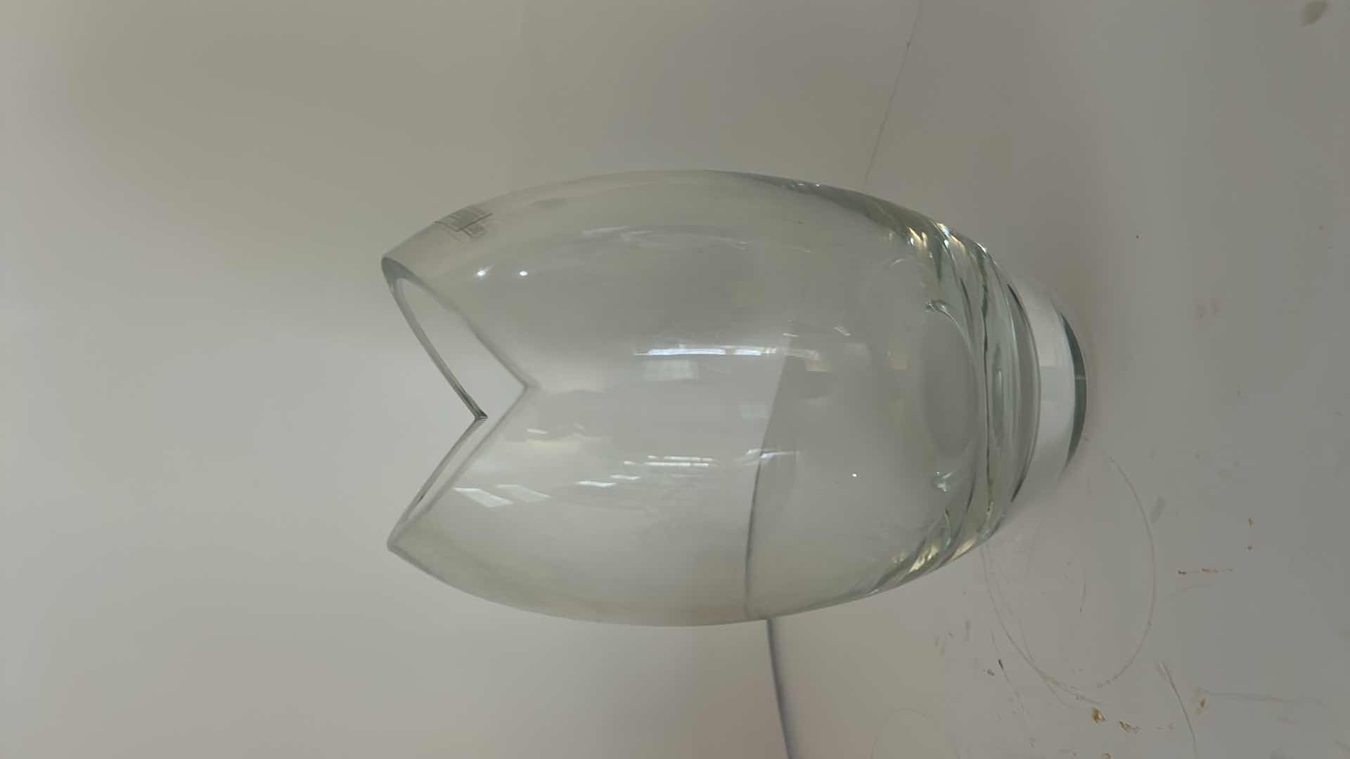 Photo 1 of TARNOW POLAND LEAD CRYSTAL “FISH MOUTH”, TULIP VASE H7.5”