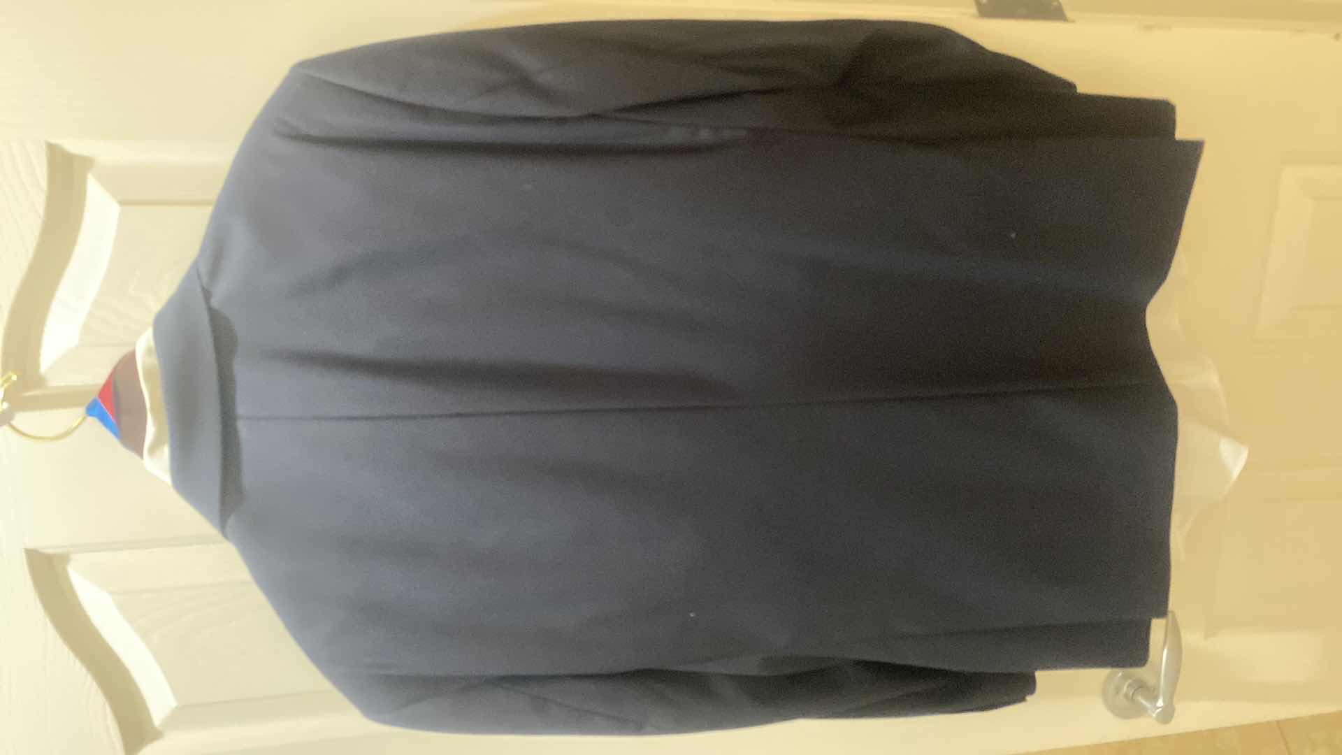 Photo 1 of MEN’S GINO ROSSINI HAND TAILORED WOOL SUIT WITH SHIRT AND TIE ESTIMATED SIZE 40 TO 42