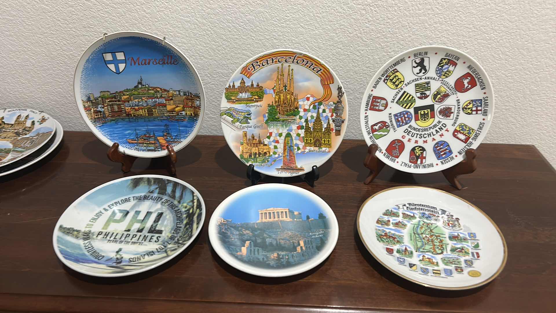 Photo 1 of SIX DECORATIVE PLATES