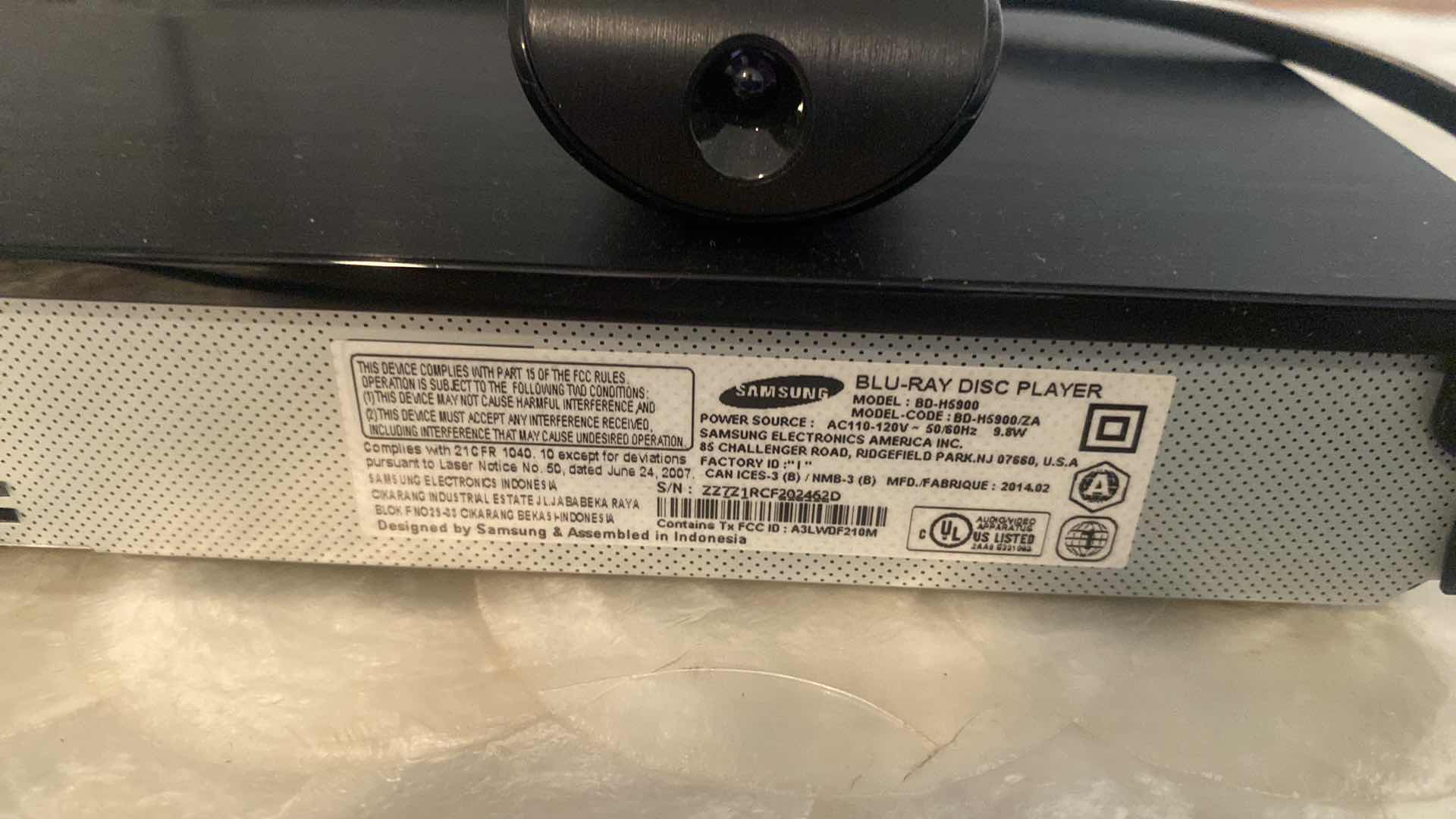 Photo 1 of SAMSUNG BLU-RAY 3-D PLAYER WITH REMOTE