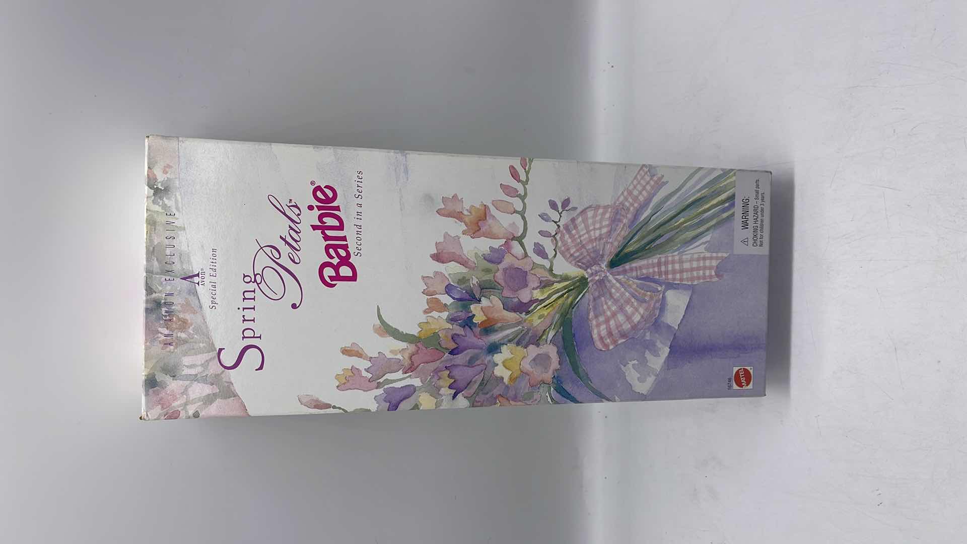 Photo 1 of RARE AVON SPRING PETALS 1996 BARBIE APPROX VALUE $120