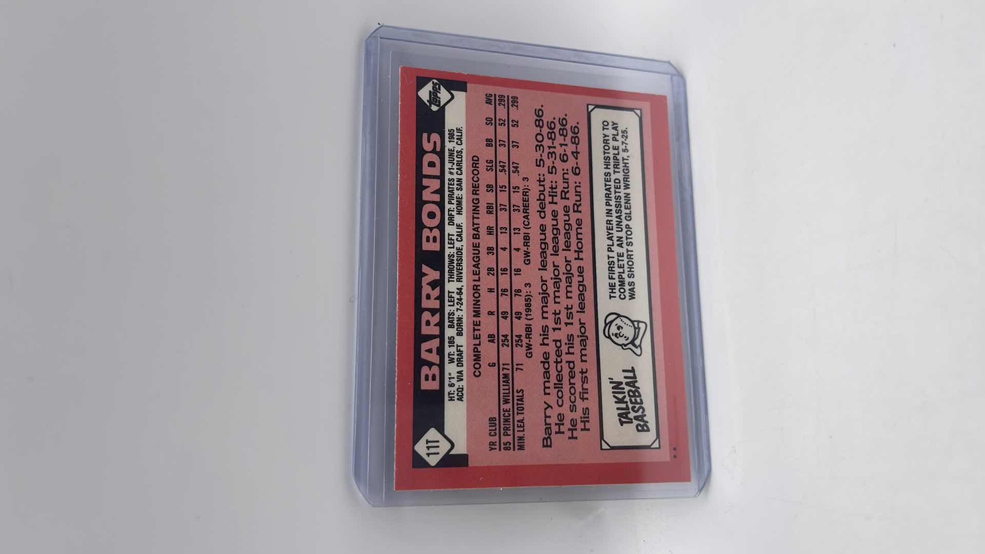Photo 1 of 1986 BARRY BONDS TOPPS ROOKIE CARD 11T APPROX VALUE $700