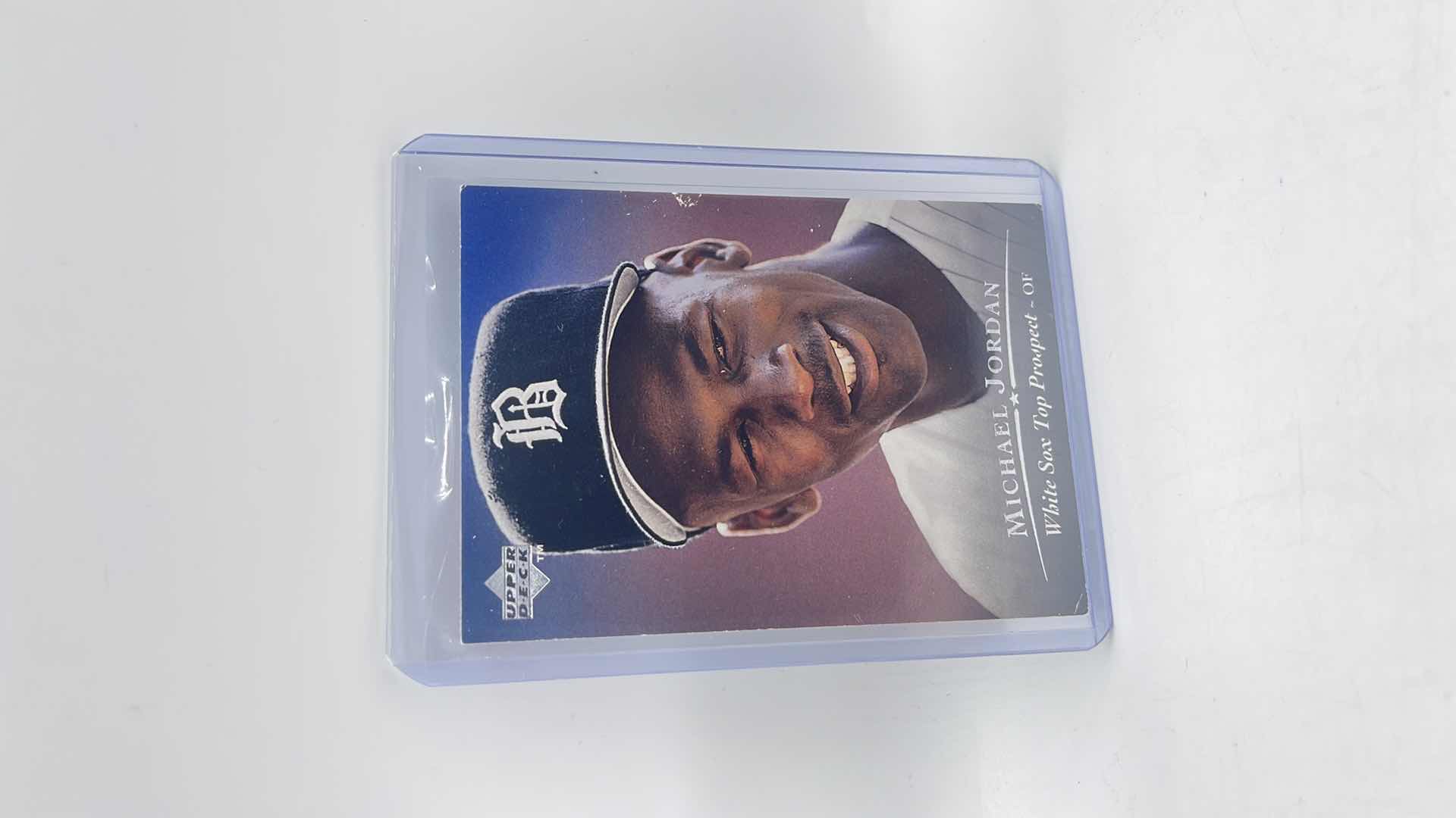 Photo 1 of 1994 MICHAEL JORDAN UPPER DECK MLB ROOKIE CARD 45