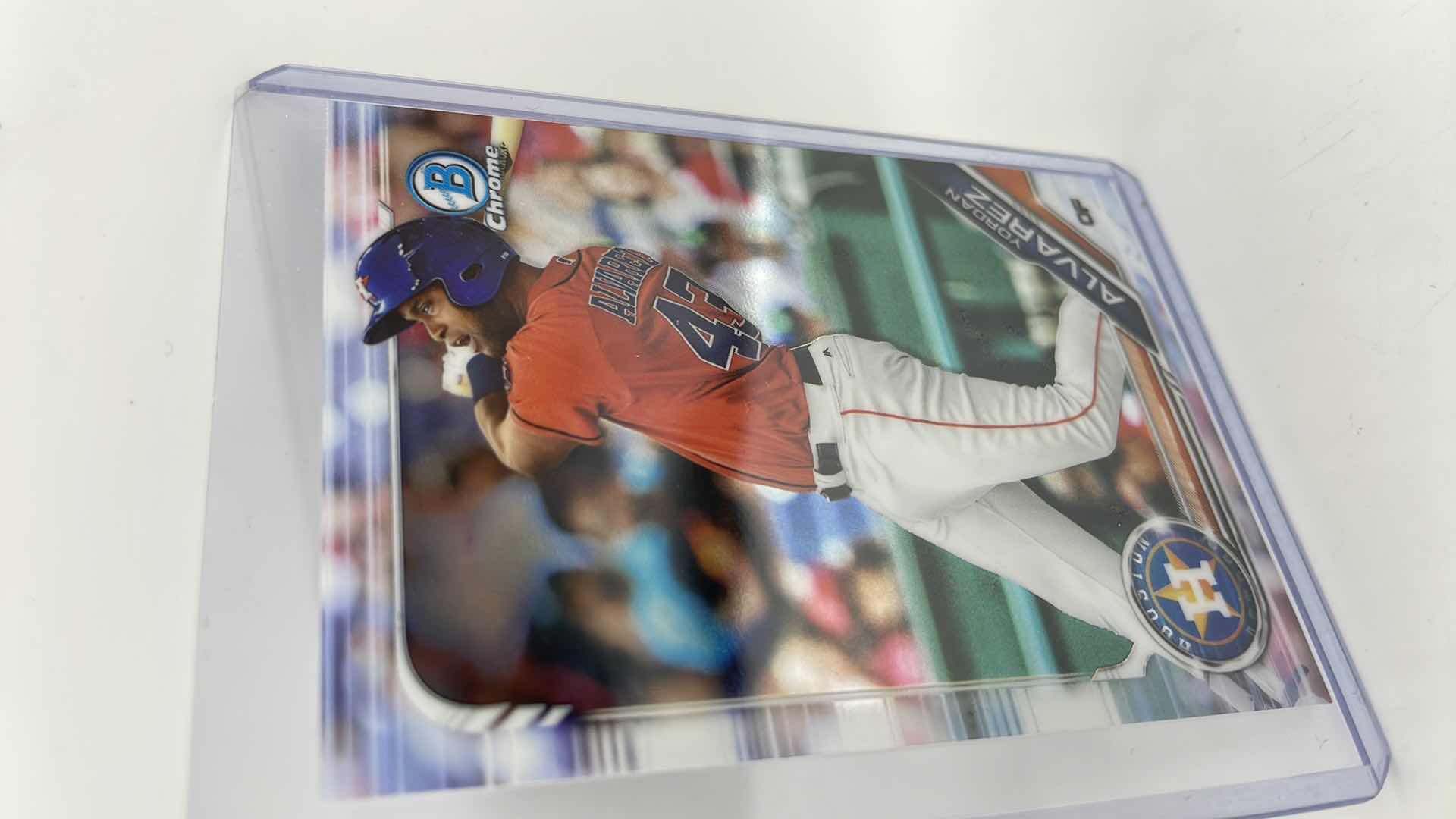 Photo 1 of 2019 YORDAN ALVAREZ BOWMAN CHROME ROOKIE CARD 123