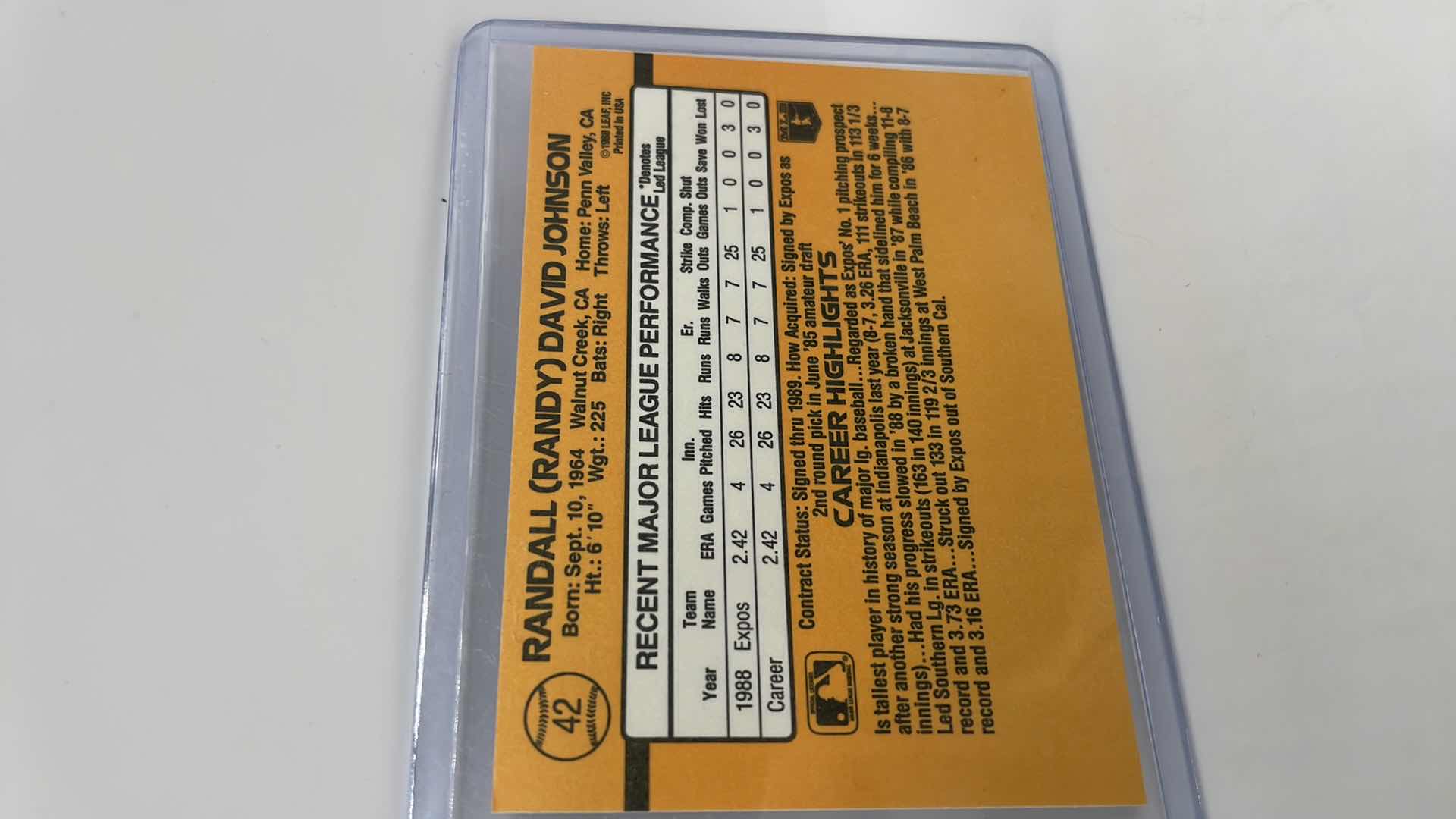 Photo 1 of 1989 RANDY JOHNSON DONRUSS RATED ROOKIE ERROR CARD 42 (WRONG BIRTHDAY)