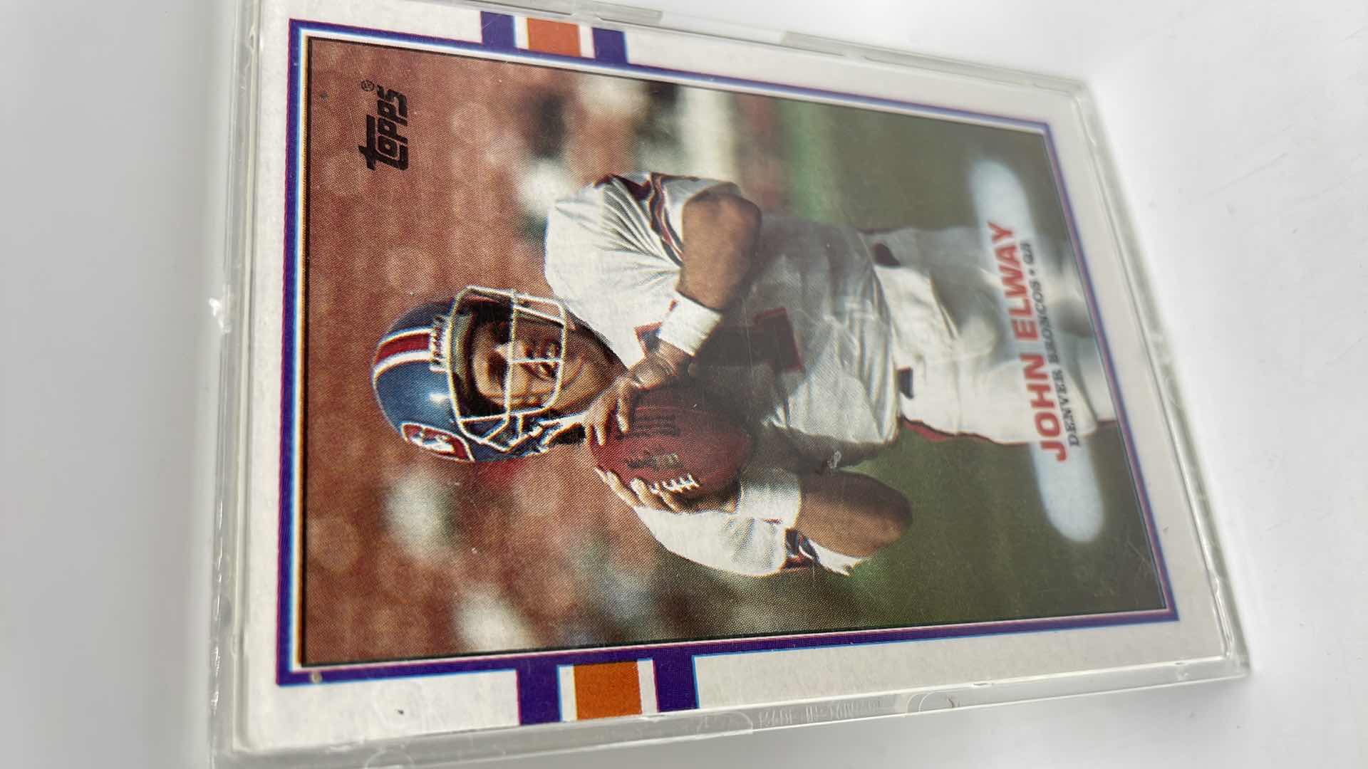 Photo 1 of 1989 JOHN ELWAY TOPPS CARD 241