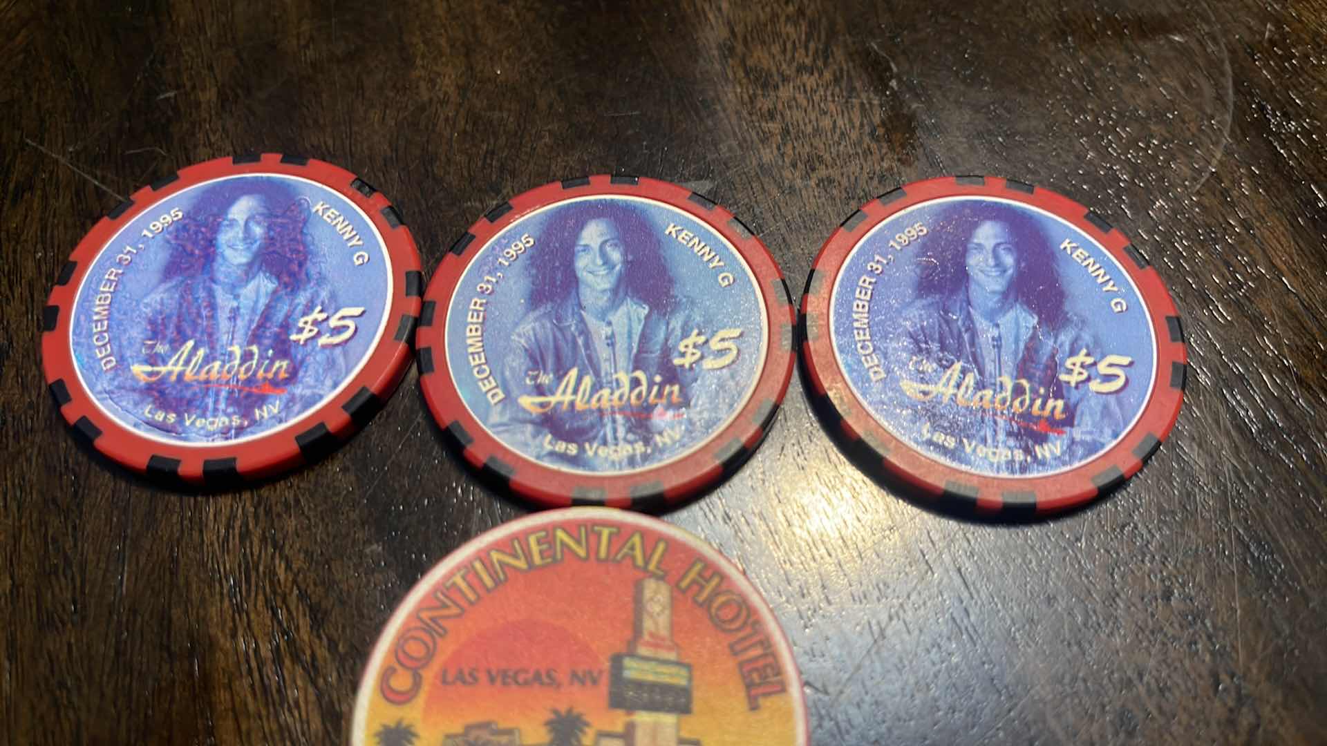 Photo 1 of (4) VINTAGE $5 GAMING CHIPS