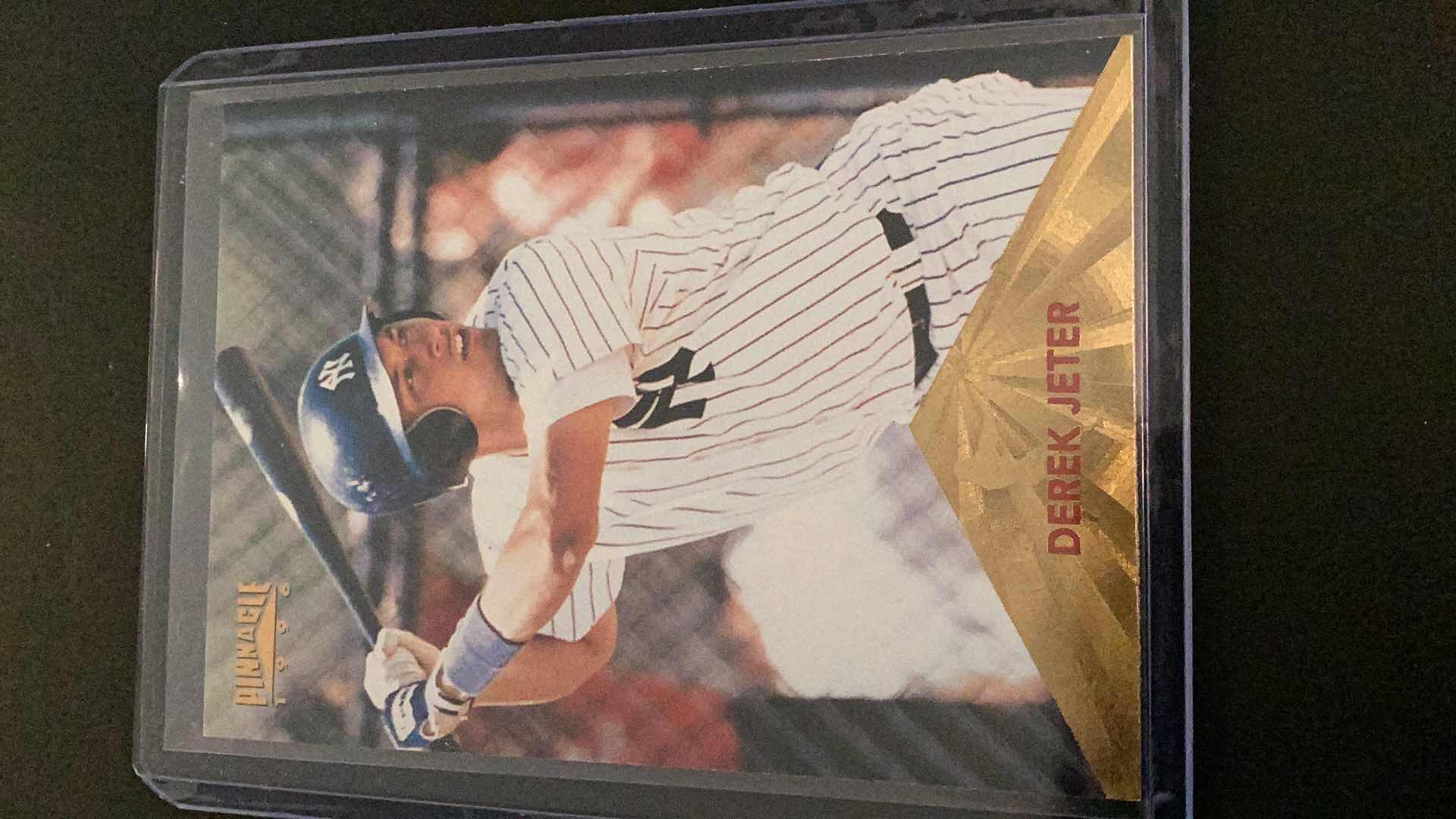 Photo 1 of 1996 PINNACLE DEREK JETER ROOKIE CARD # 171