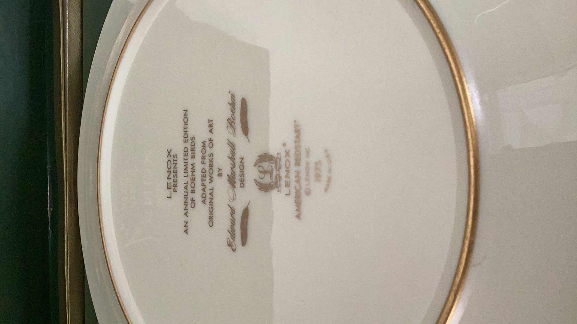 Photo 1 of LENOX “AMERICAN REDSTART” 1975 COLLECTIBLE PLATE