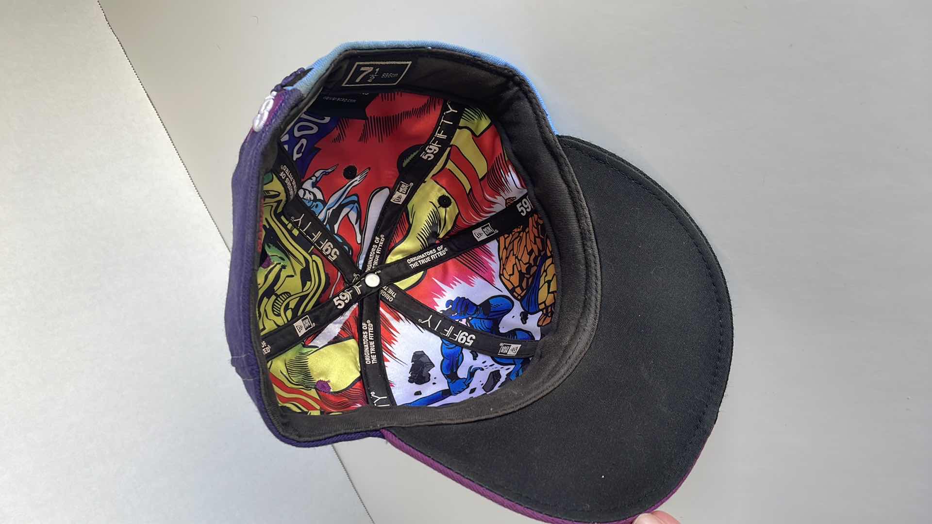 Photo 1 of MARVEL x NEW ERA FANTASTIC 4 VS GALASTIC SILVER SURFACE 59FIFTY FITTED CAP 7 1/2