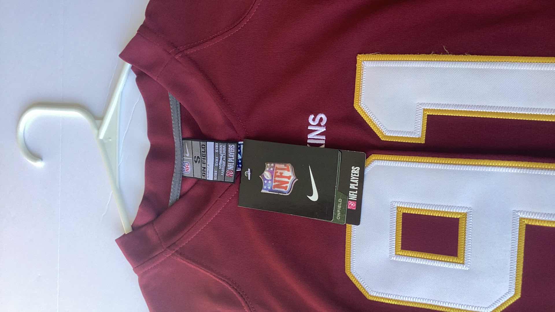 Photo 1 of NIKE NFL REDSKINS JERSEY SIZE SMALL