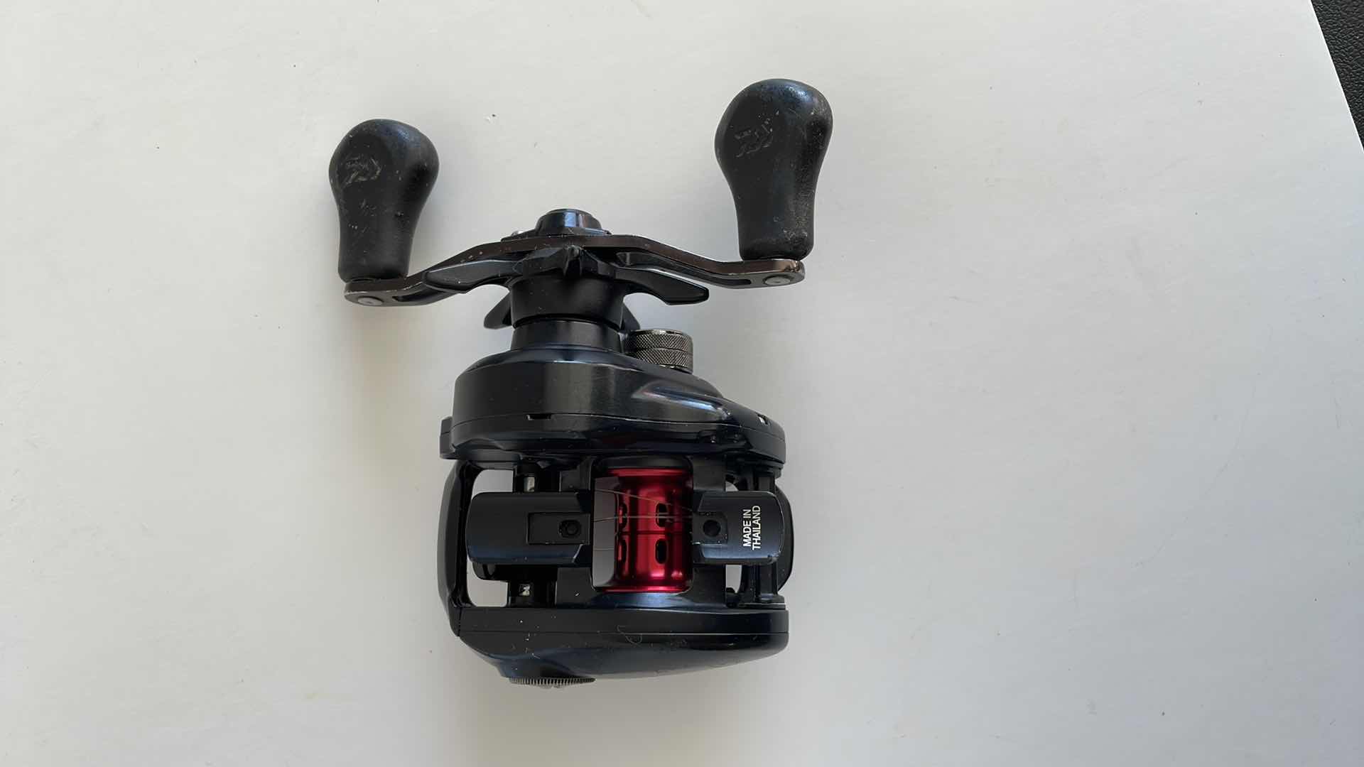 Photo 1 of FUEGO CT 100HS L FISHING REEL