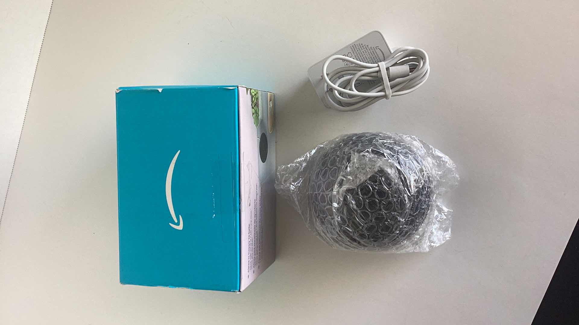 Photo 1 of ECHO DOT ALEXA