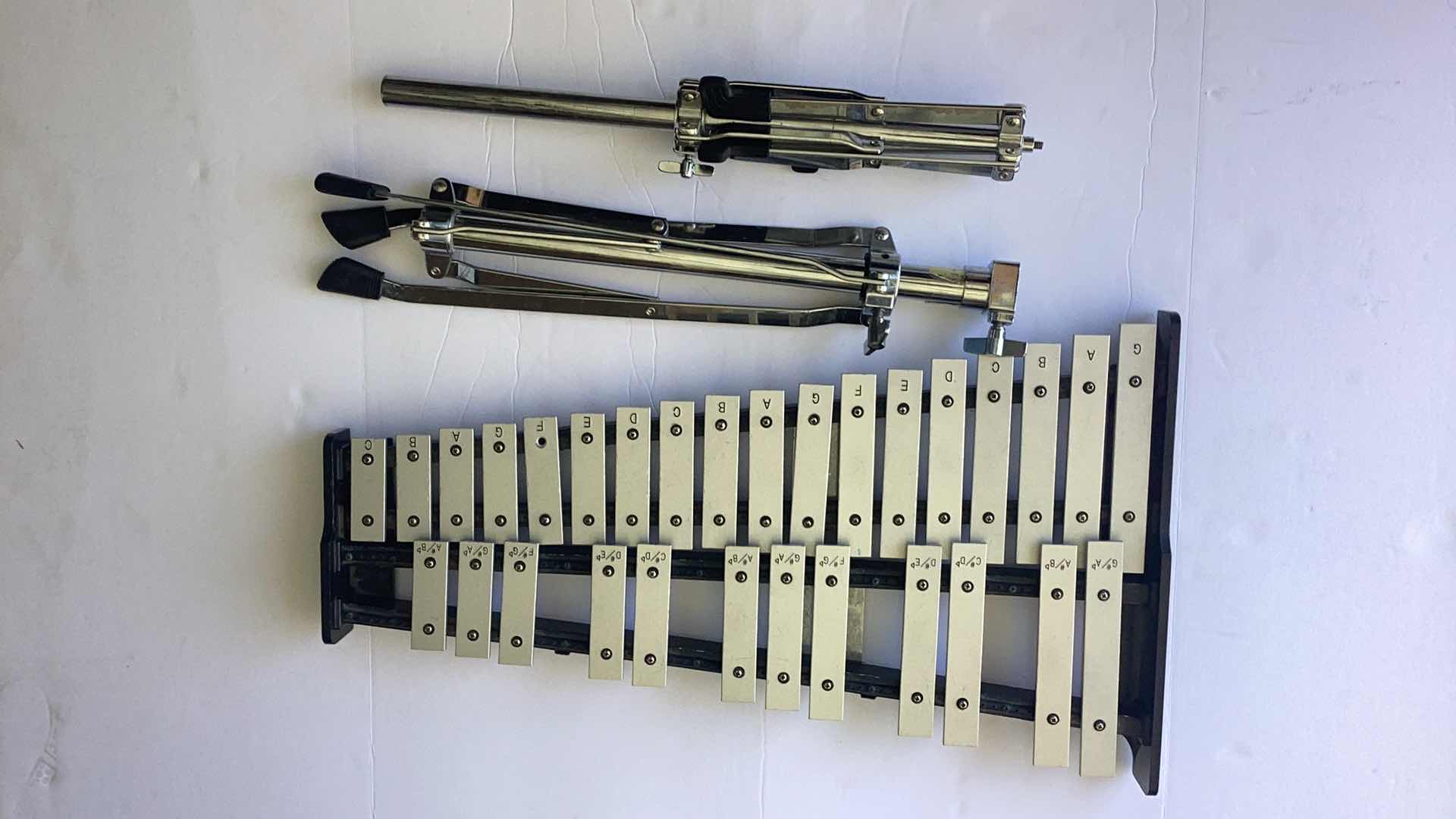 Photo 1 of PEARL 30 NOTE GLOCKENSPIEL METALLOPHONE