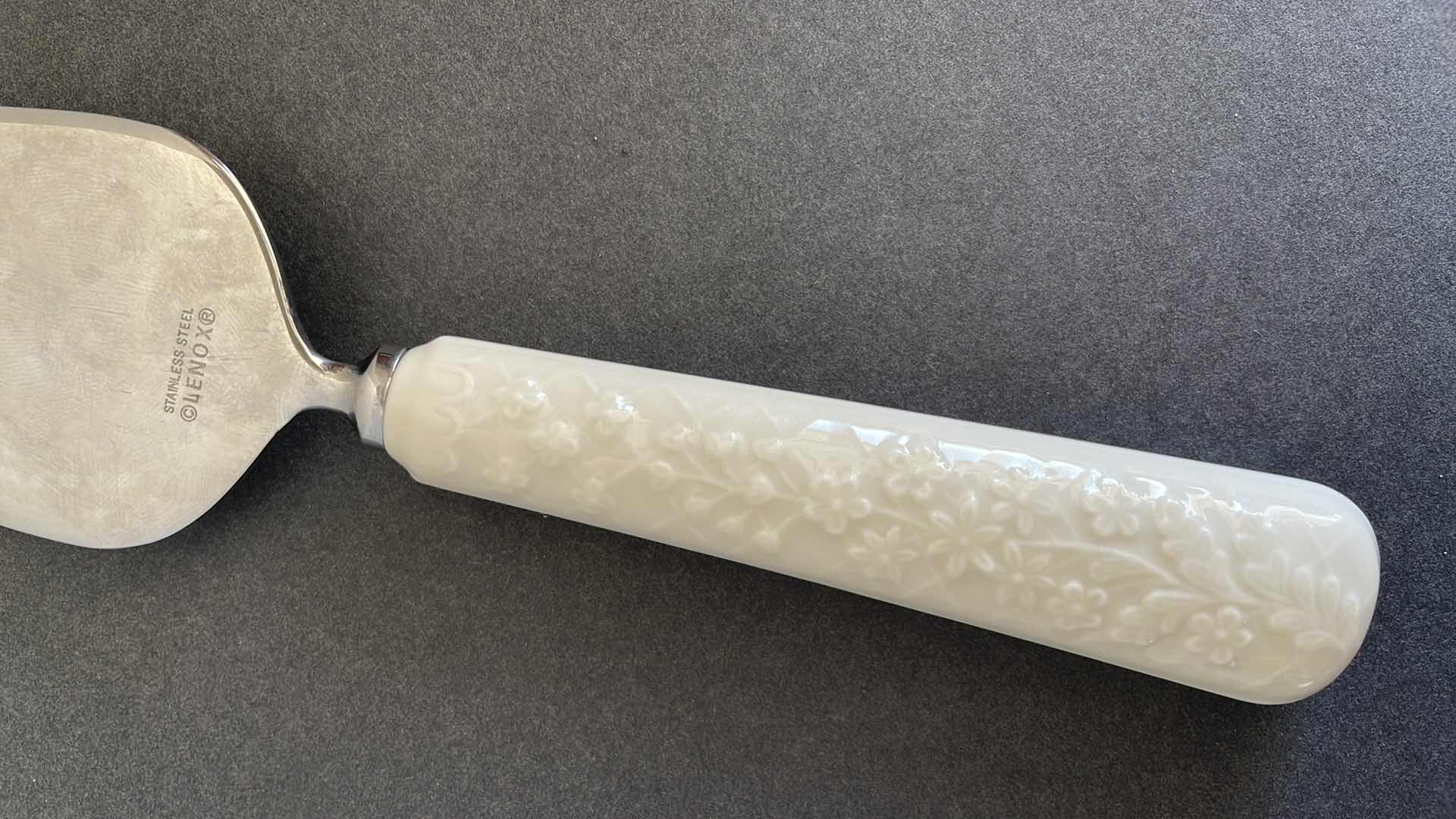 Photo 1 of LENOX STAINLESS STEEL CAKE KNIFE