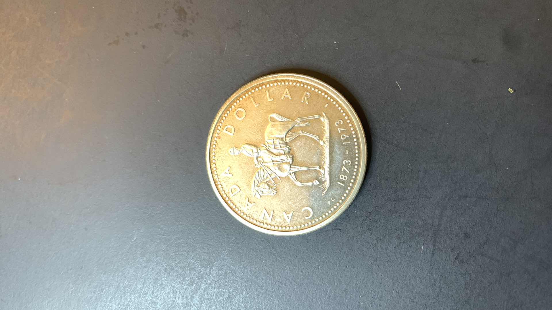 Photo 1 of 1973 CANADA DOLLAR