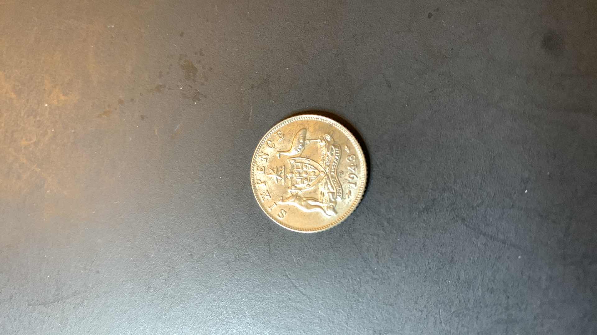 Photo 1 of 1943 AUSTRALIA 6 PENCE