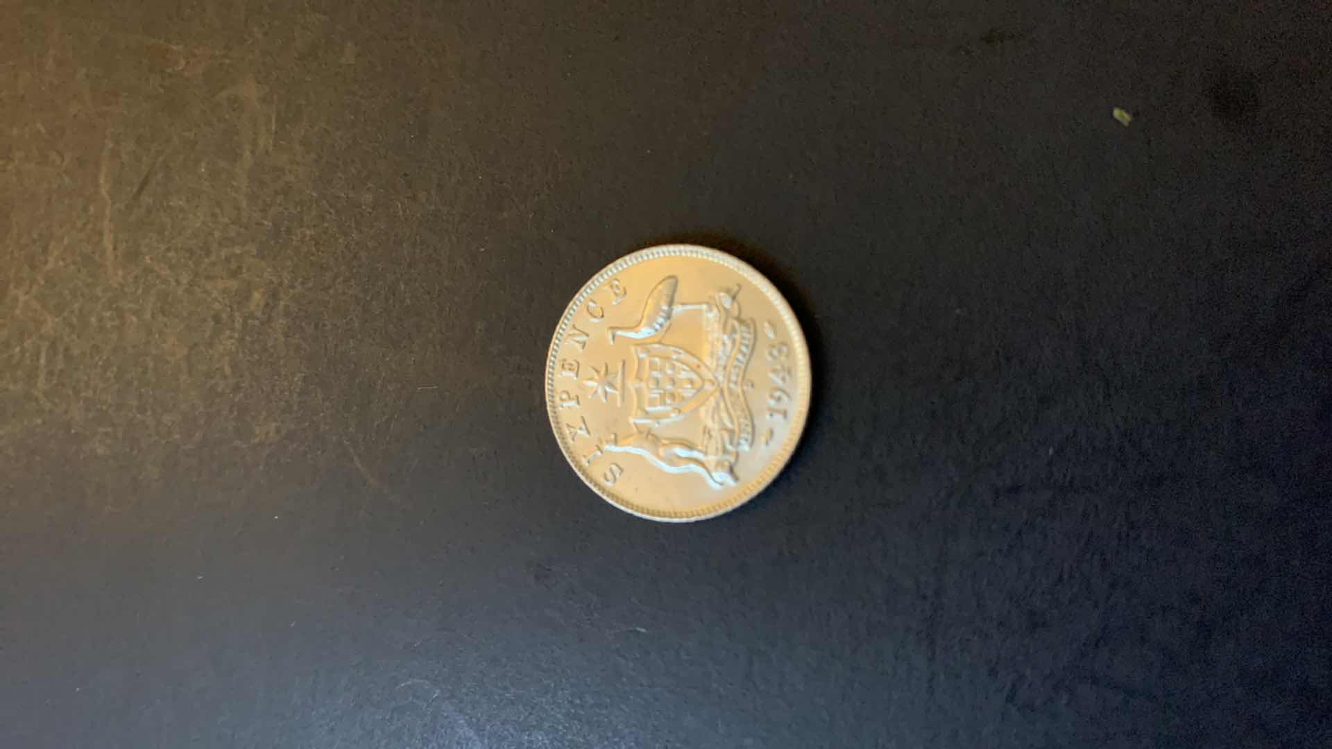 Photo 1 of 1943 AUSTRALIA 6 PENCE