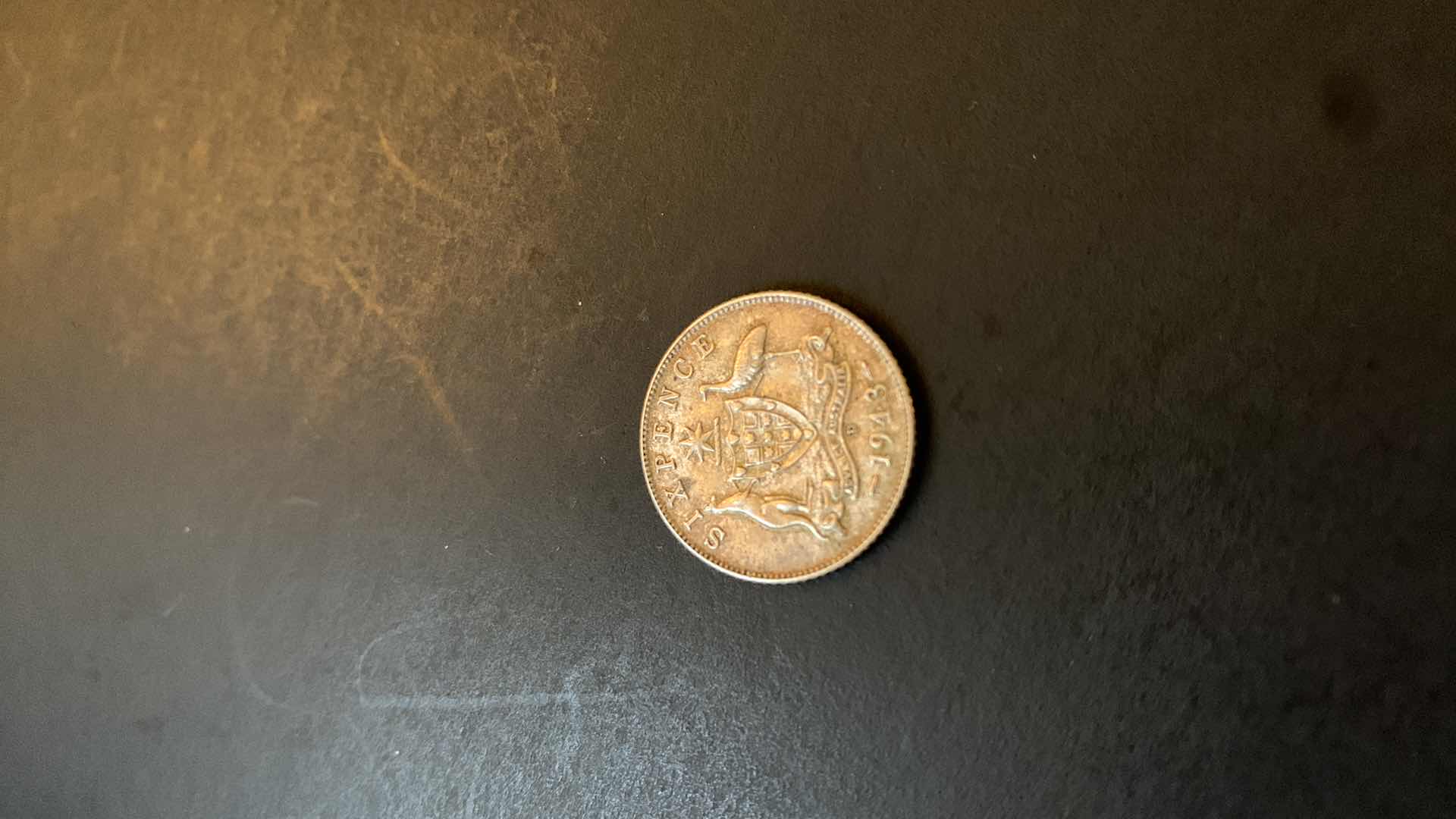 Photo 1 of 1943 AUSTRALIA 6 PENCE