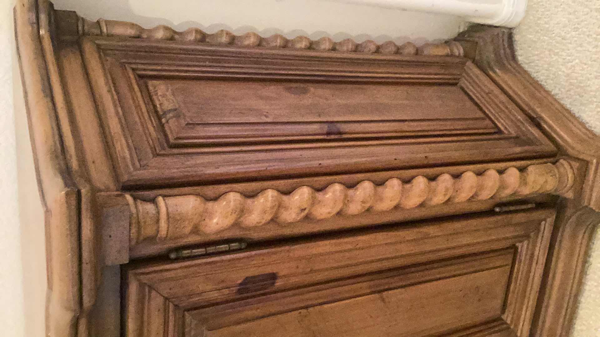 Photo 1 of VINTAGE ENTRY WAY  CONTENTS INCLUDED