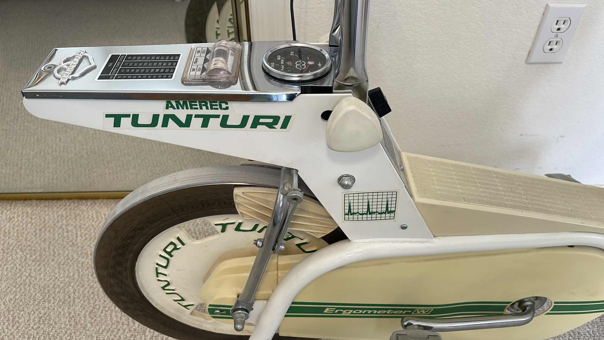Photo 1 of VINTAGE MAEREC TUNTURI ERGOMETER CYCLING EXERCISE BIKE