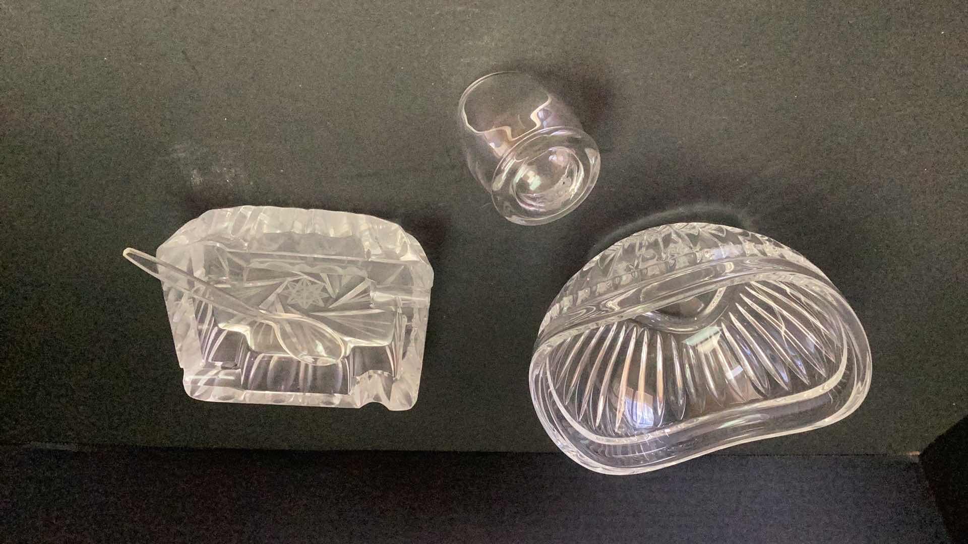 Photo 1 of CRYSTAL KITCHEN BOWLS