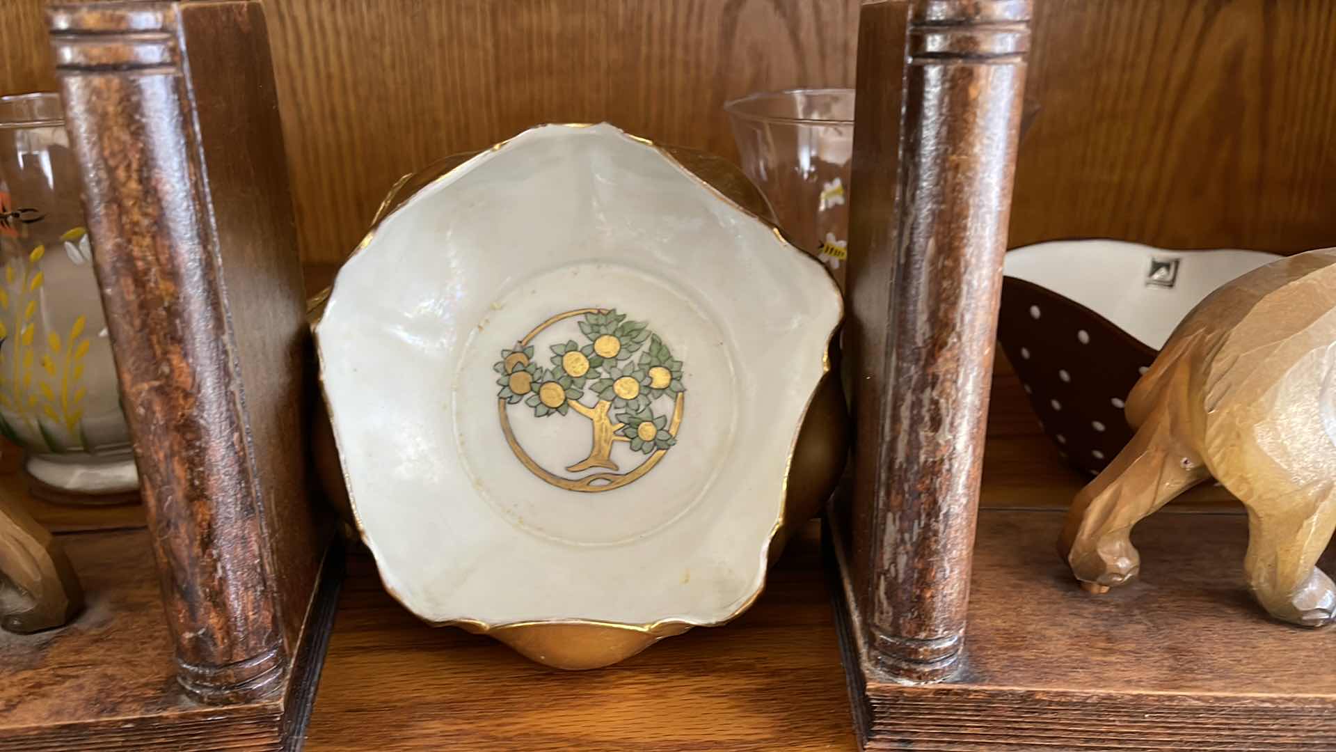 Photo 1 of VINTAGE DECOR