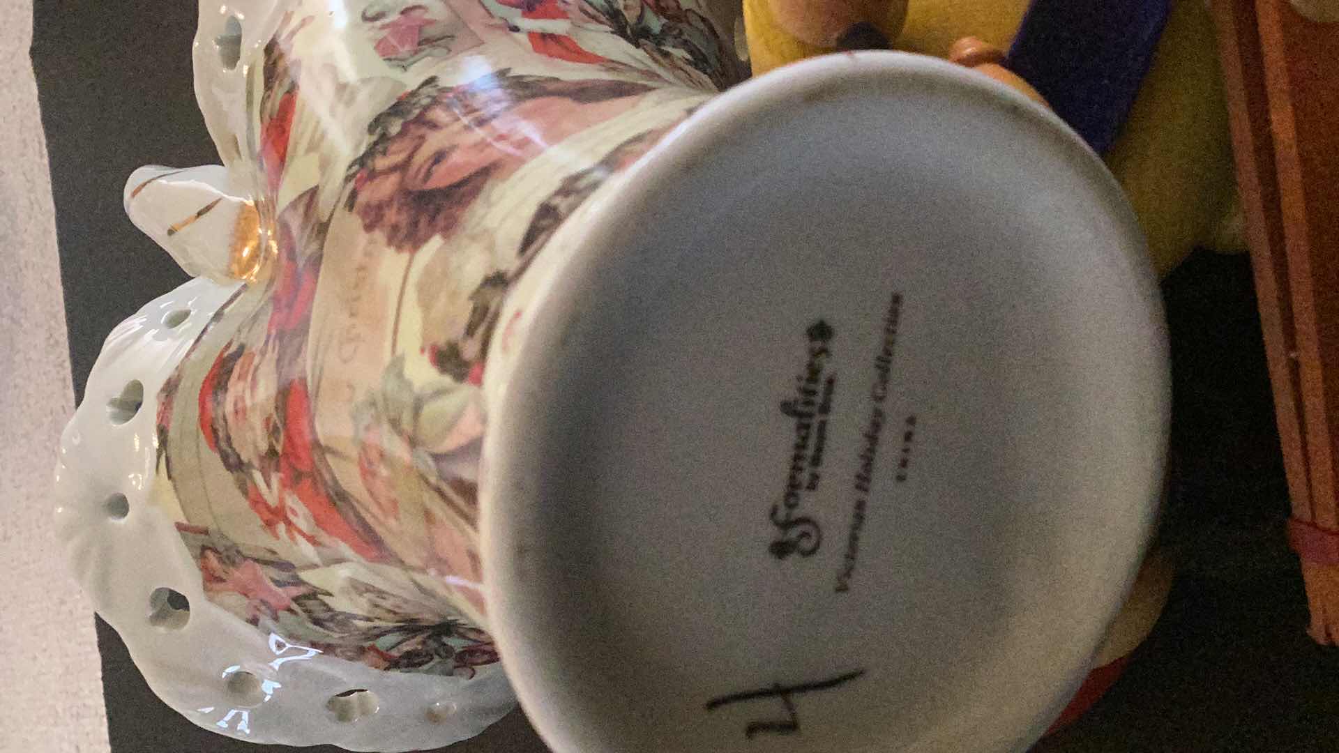 Photo 1 of CHRISTMAS DECOR