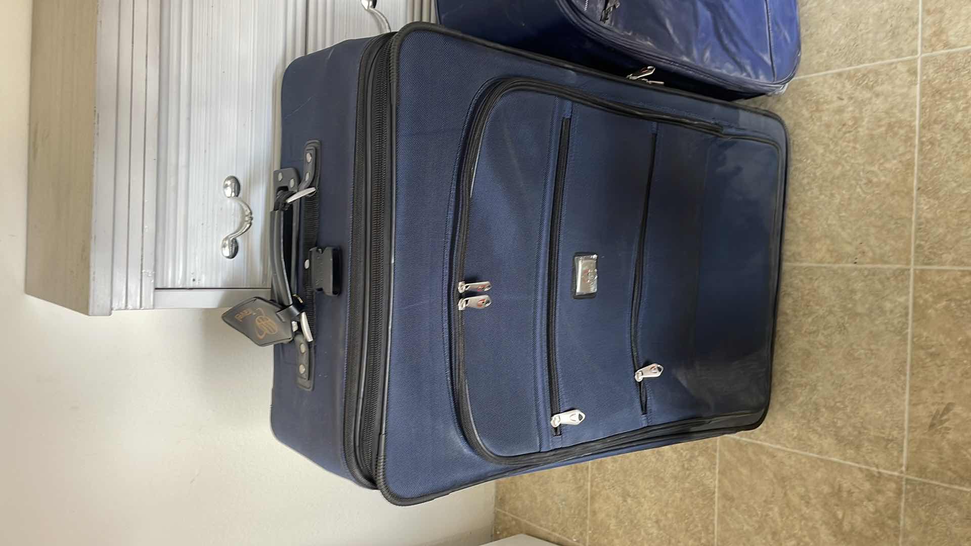 Photo 1 of 2 PC LUGGAGE SET