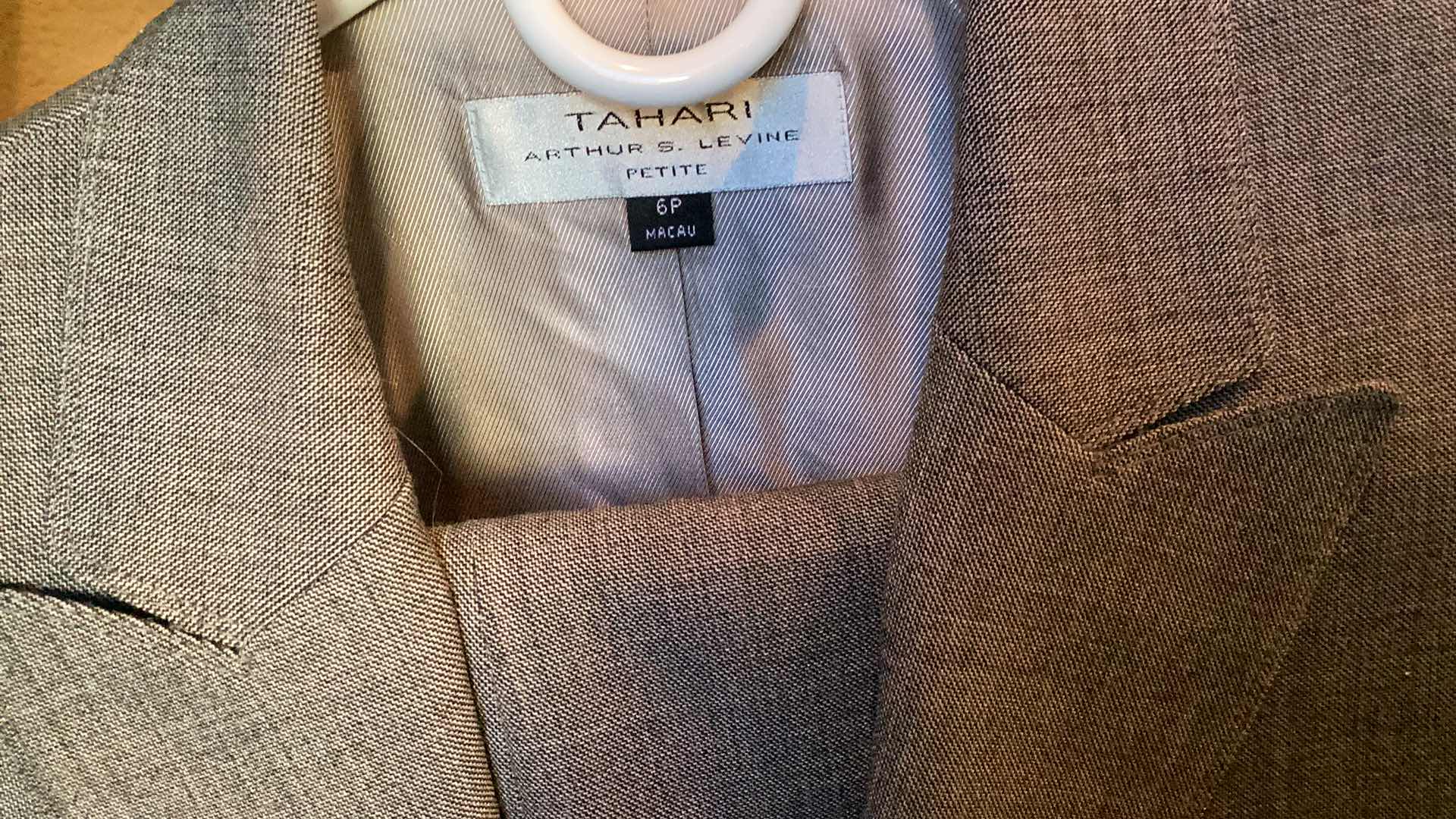 View 2 of WOMENS TAHARI SUIT SIZE 6P / ALFRED DUNNER JACKET 6 P & MORE