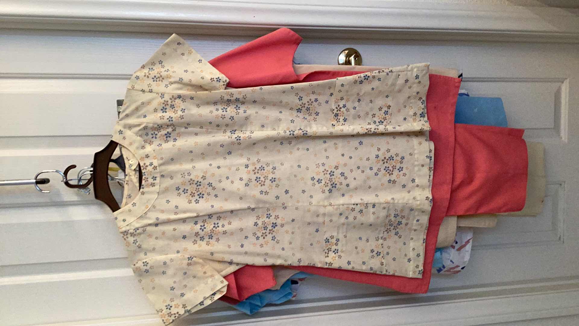 Photo 1 of VINTAGE WOMENS SCRUBS 9/SHIRTS 4 PANTS