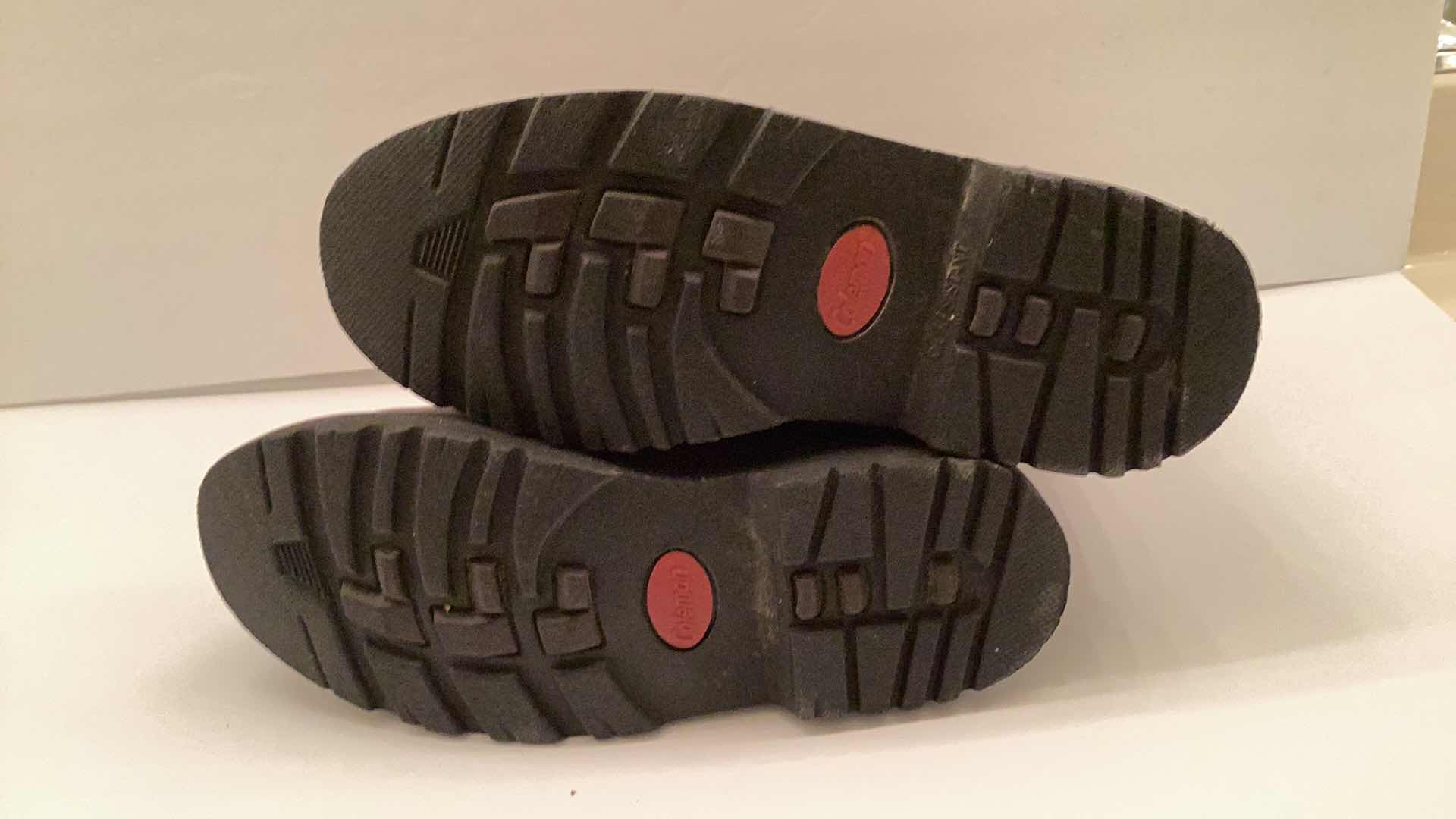 Photo 1 of MENS COLEMAN STEEL TOE BOOTS SIZE 9