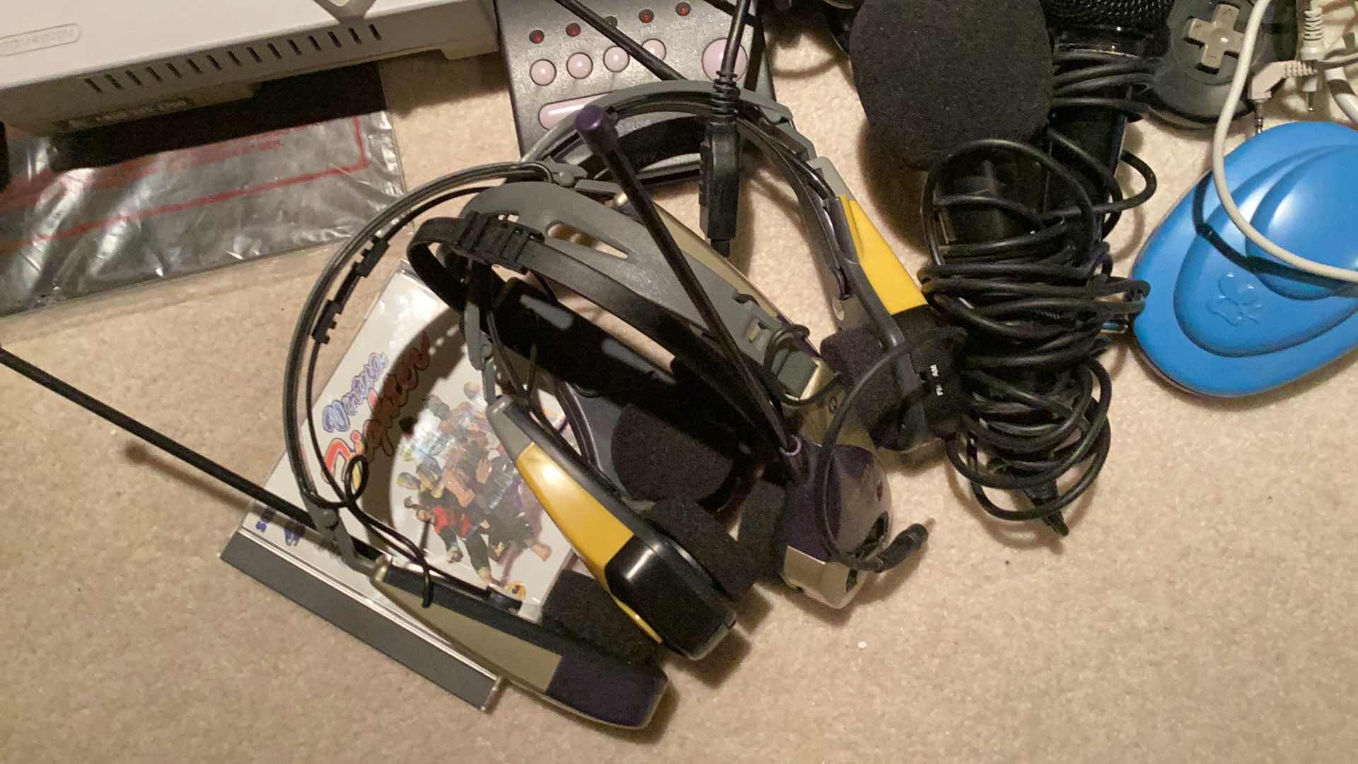 Photo 1 of NINTENDO/ SEGA / ARCADE SHARK & MORE