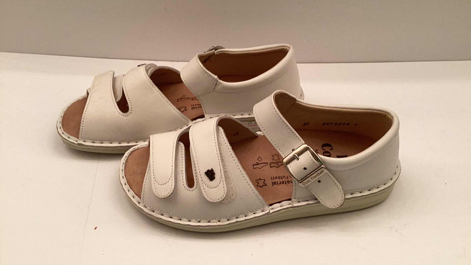 Photo 3 of FINN COMFORT GERMAN MADE COMFORT SHOES SIZE 6.5 / 37
