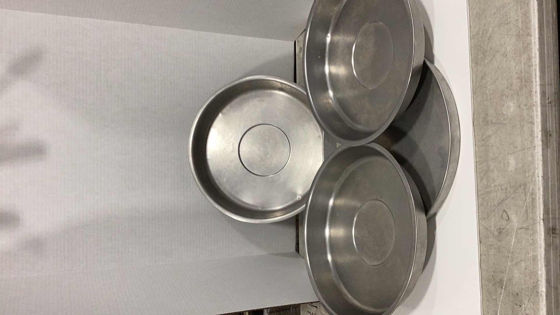 Photo 1 of FOUR FIFTEEN INCH DEEP DISH PANS