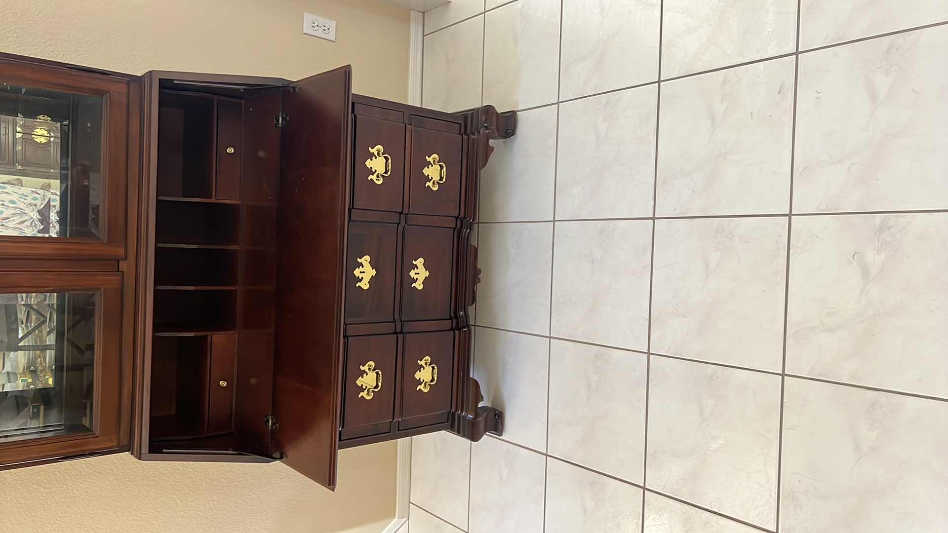 Photo 1 of THOMASVILLE CHIPPENDALE FLAME MAHOGANY SECRETARY DESK BOOKCASE 36” x 19” H84”