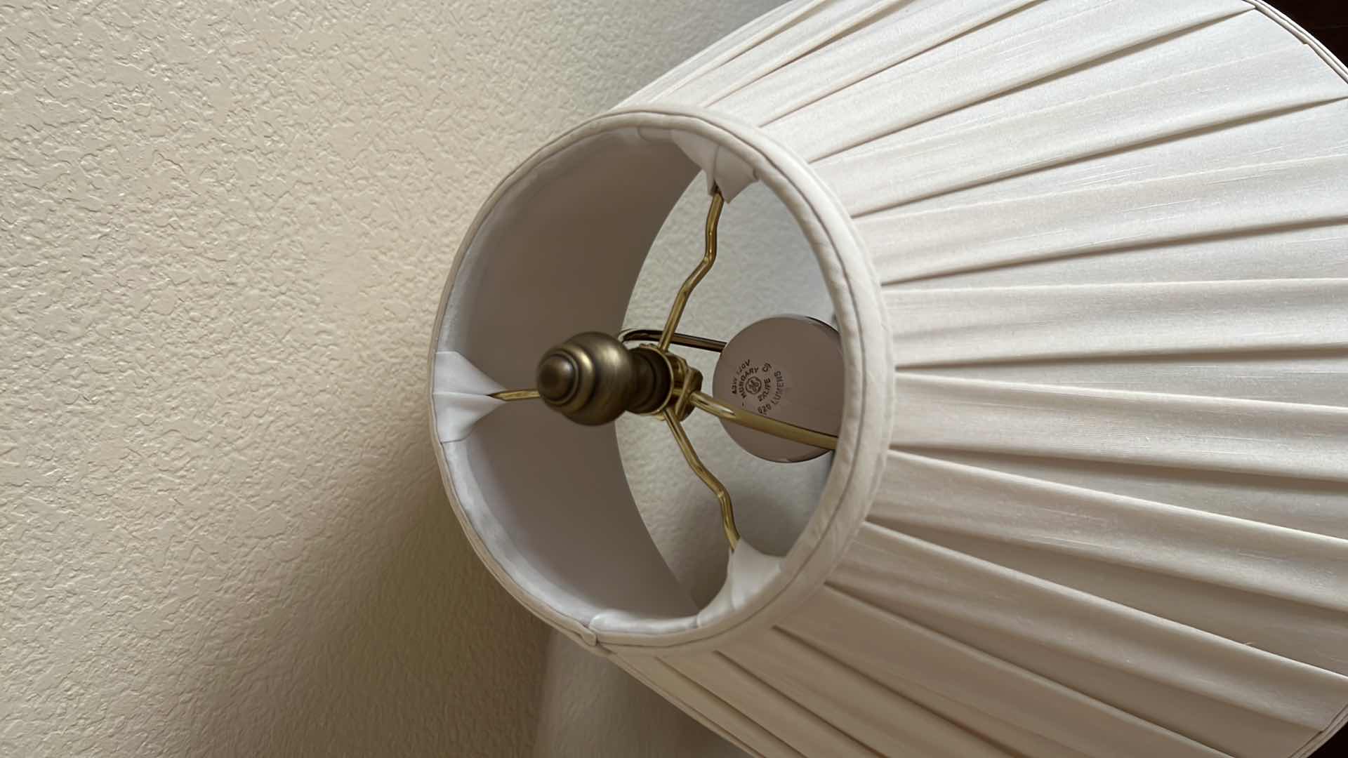 Photo 1 of PORCELAIN TABLE LAMP W PLEATED SHADE H28”