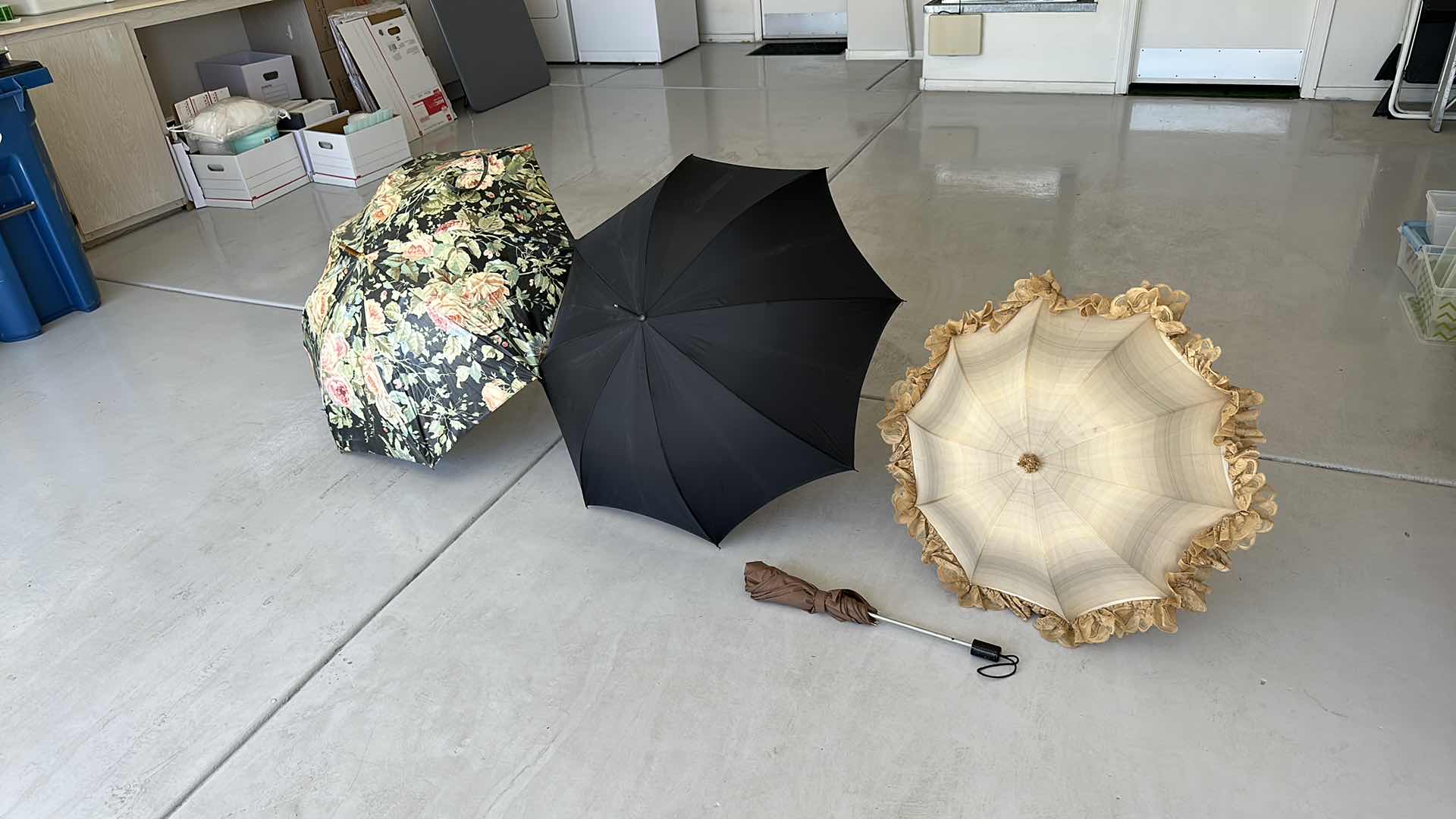 Photo 2 of 4-UMBRELLAS