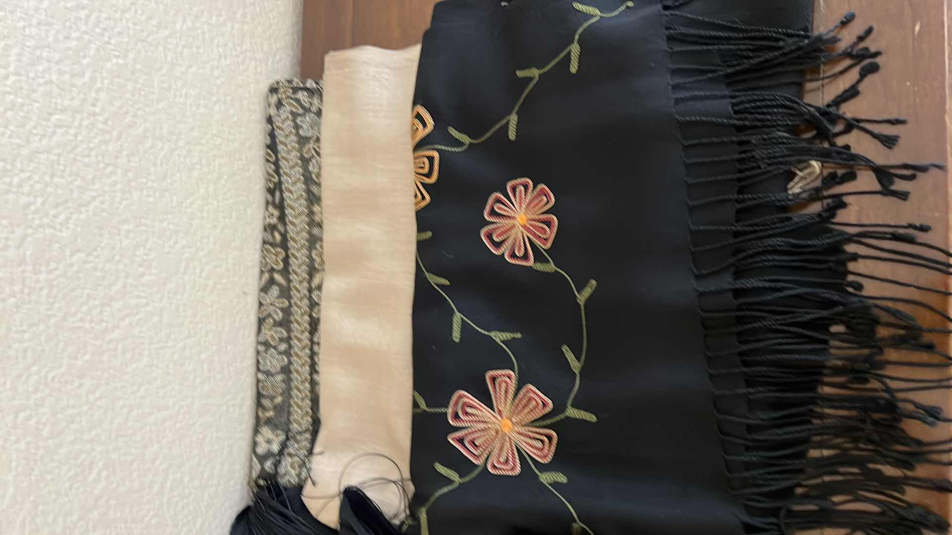 Photo 1 of 6-LADIES PASHMINA SCARVES