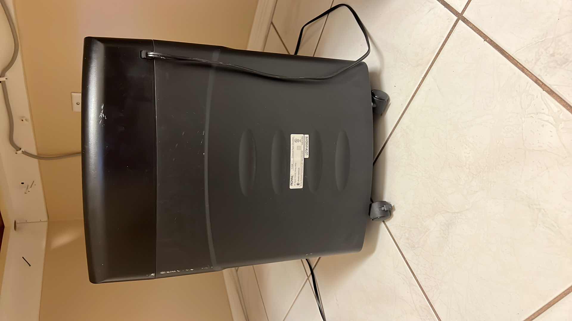 Photo 1 of ROYAL CROSSCUT PAPER-SHREDDER