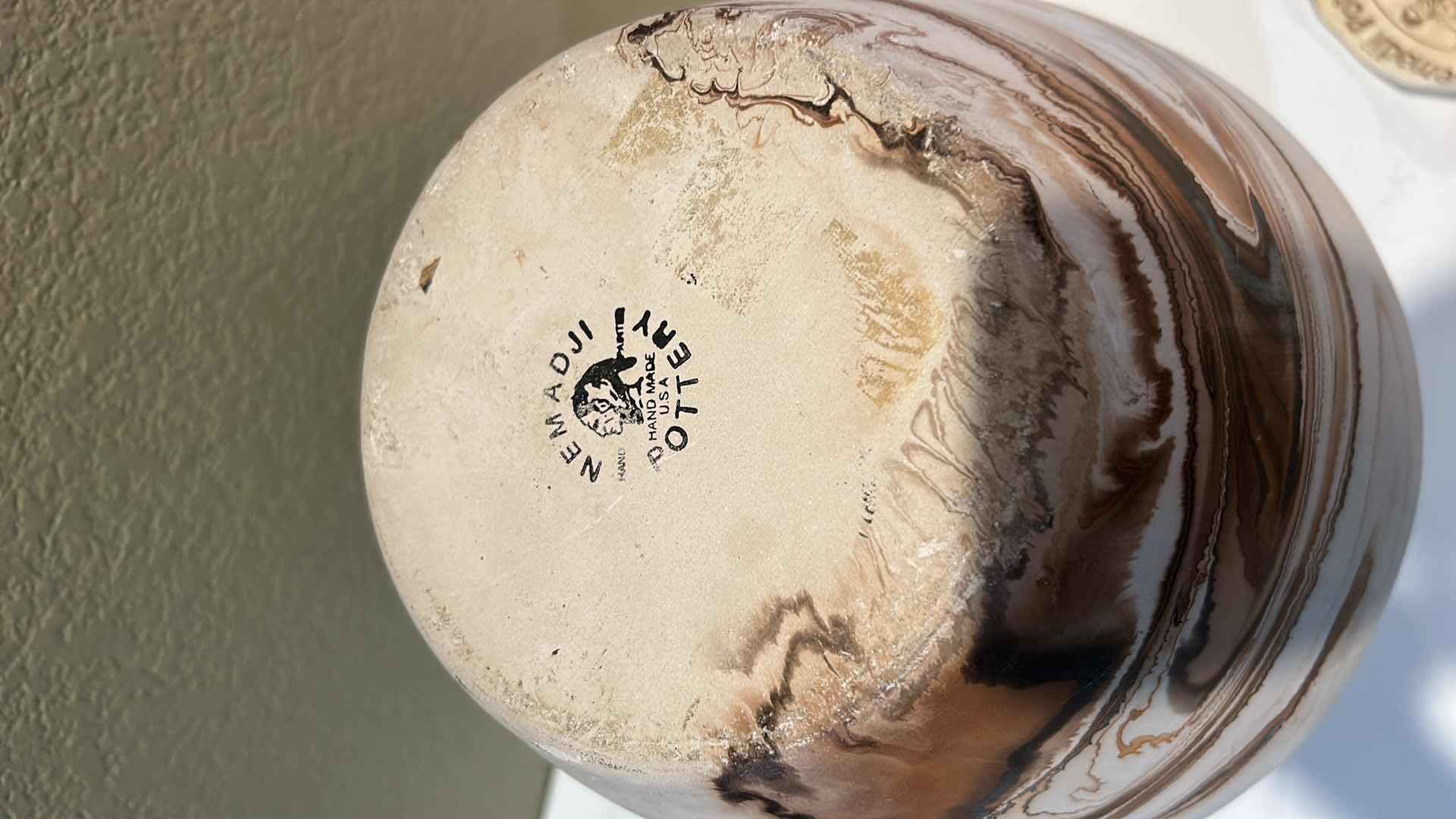 Photo 4 of NEMADJI EARTH POTTERY HAND MADE VASE- MADE FROM 25 THOUSAND YEAR OLD RETREATING GLACIERS