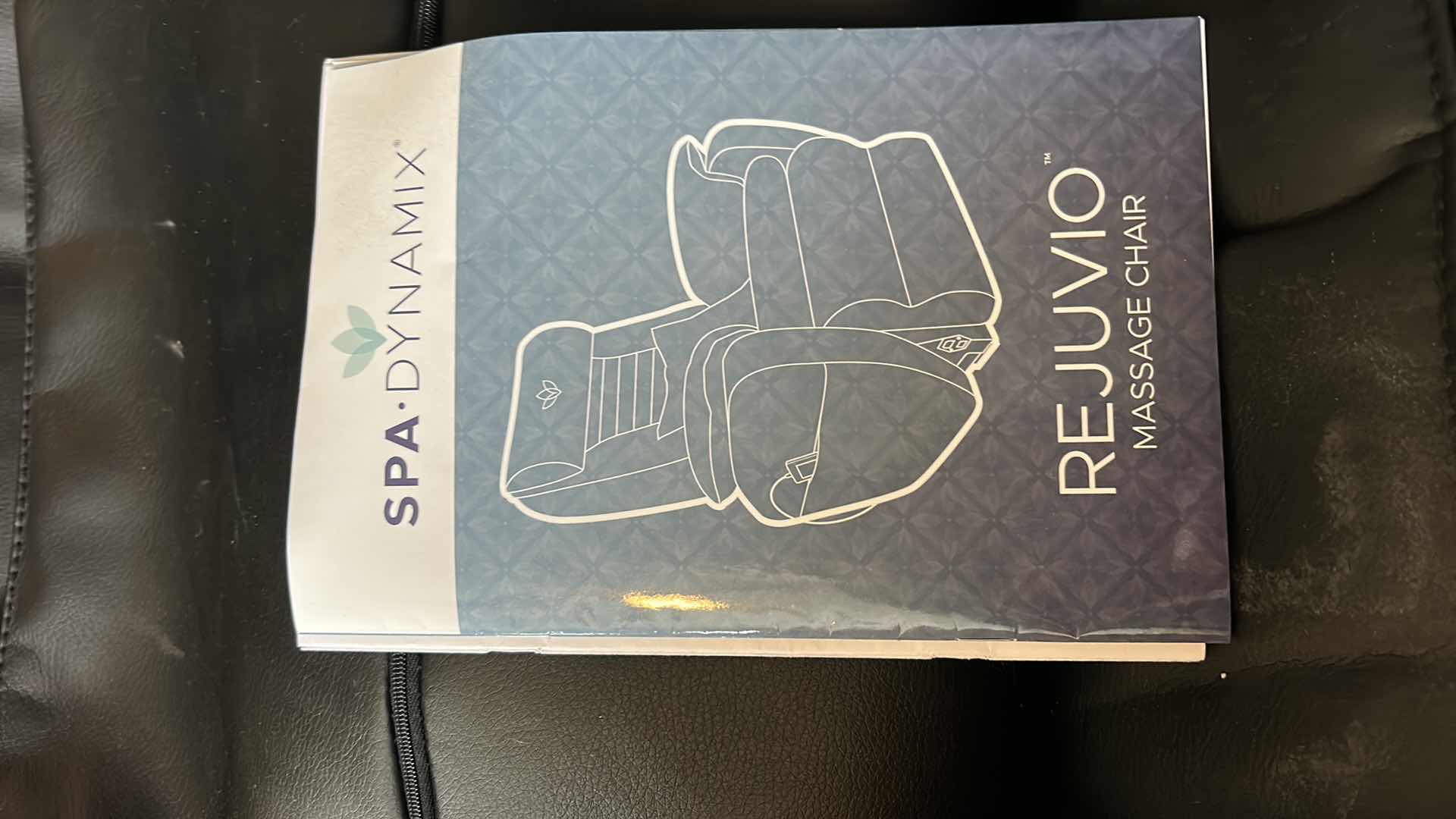 Photo 2 of SPA DYNAMIX REJUVIO MASSAGE CHAIR  (WORKS)