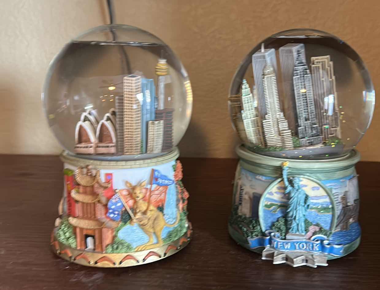 Photo 1 of 2 MUSICAL SNOW GLOBES