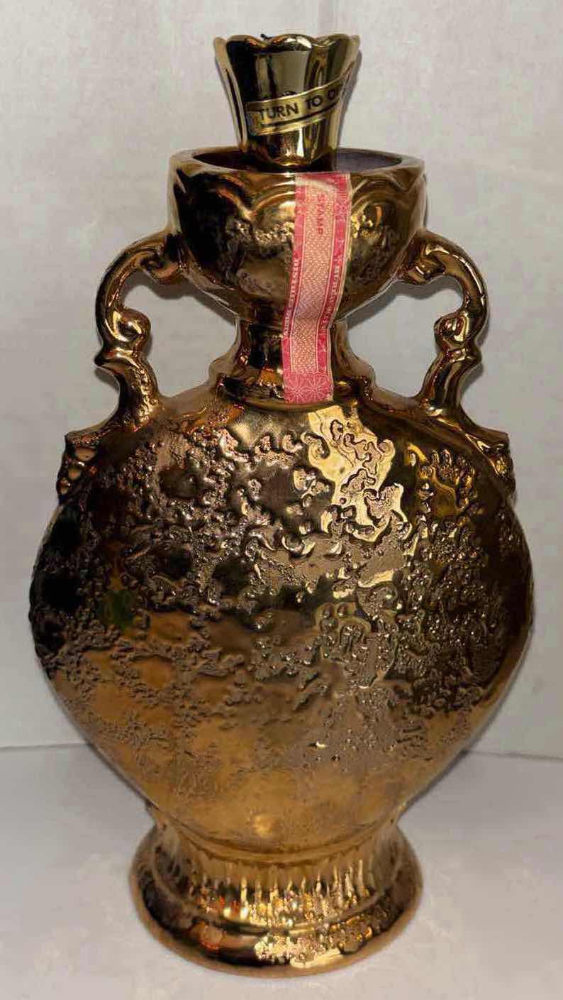 Photo 4 of VINTAGE JIM BEAM 1978 THE YELLOW ROSE OF TEXAS DECANTER & ORIGINAL BOX, AGED 135 MONTHS (EMPTY)