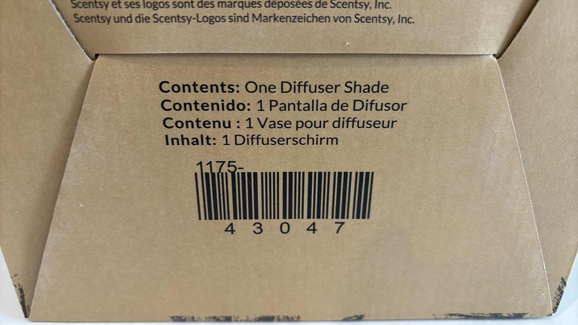 Photo 1 of NEW SCENTSY “EMPOWER” DIFFUSER SHADE (SHADE ONLY)